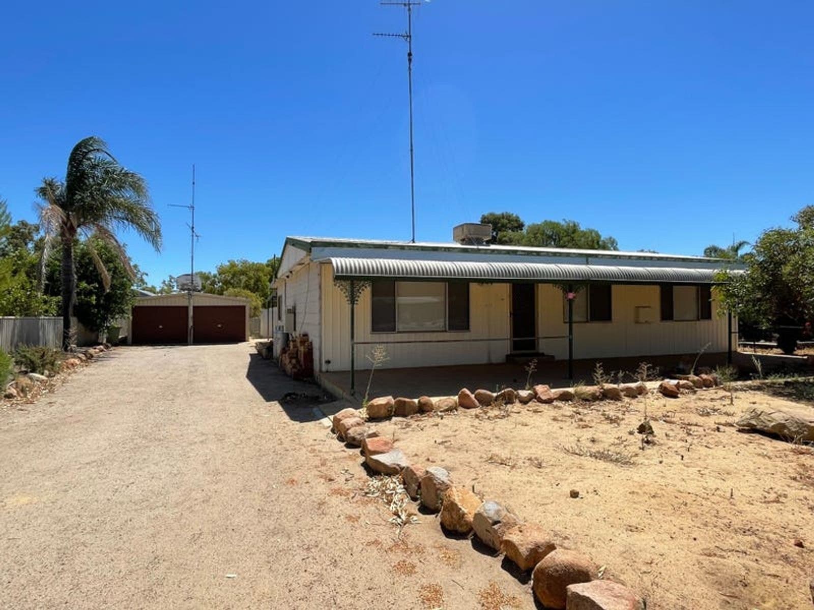 22 Burges Street, Meckering WA 6405, Meckering - Image 1