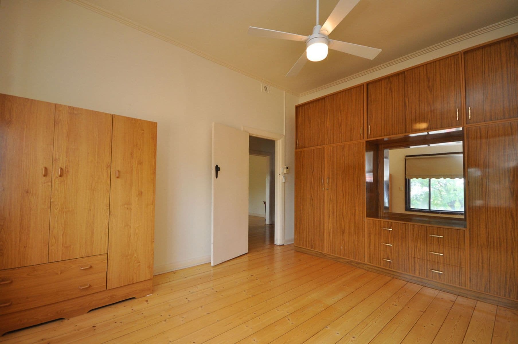 20 PARINGA Road, Port Augusta SA 5700, Port Augusta - Thumbnail 4