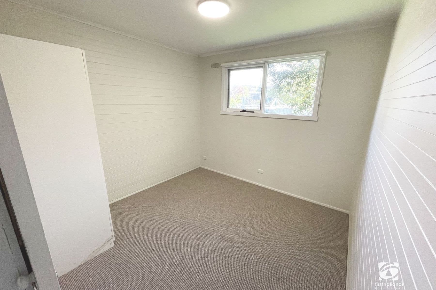 31 Eastern Beach Road, Lakes Entrance VIC 3909, Lakes Entrance - Thumbnail 8