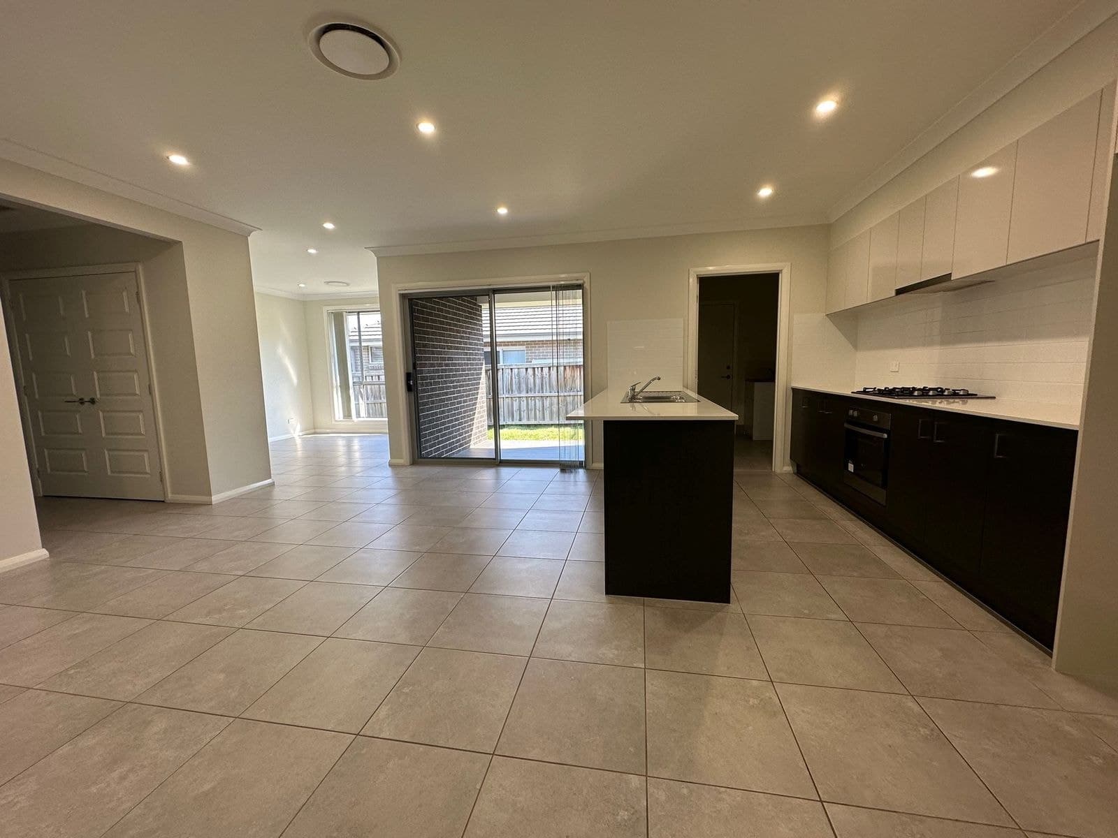 Carnes Hill NSW 2171, Carnes Hill - Thumbnail 2