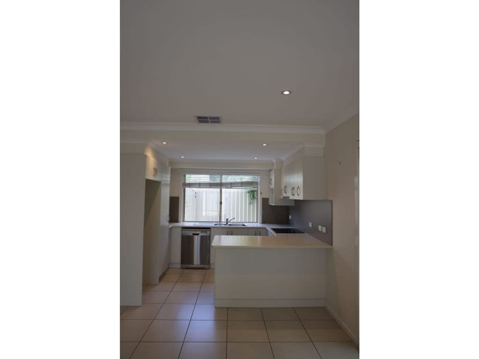 9/46 Hypatia Street, Chinchilla QLD 4413, Chinchilla - Thumbnail 5