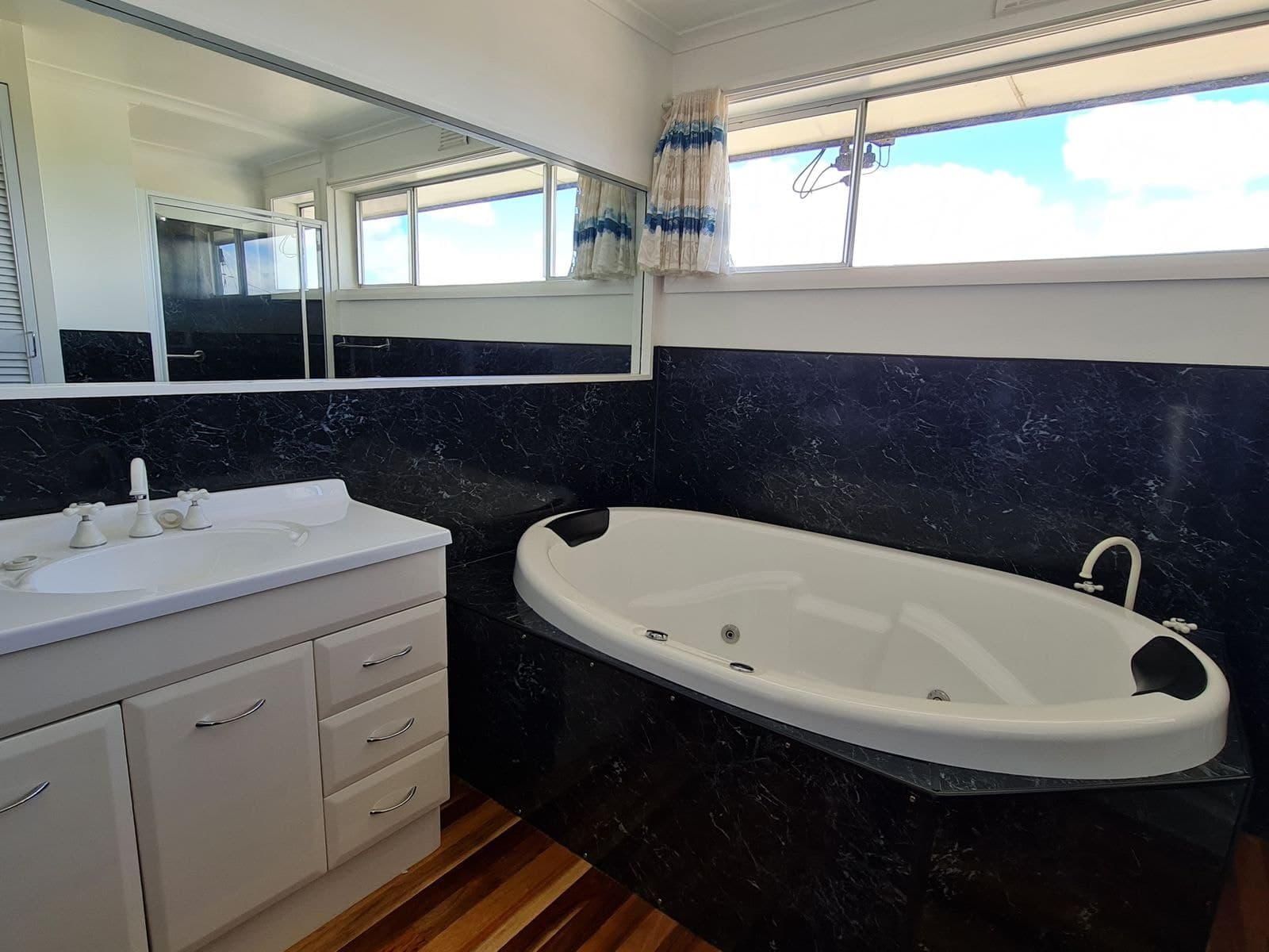 51 Beefeater St, Deloraine TAS 7304, Deloraine - Thumbnail 7