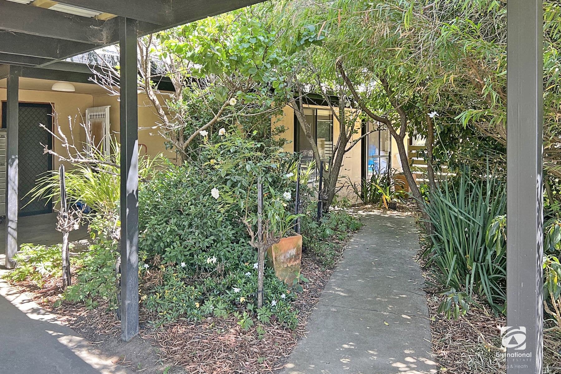 1/25 Racecourse Road, Bairnsdale VIC 3875, Bairnsdale - Image 1