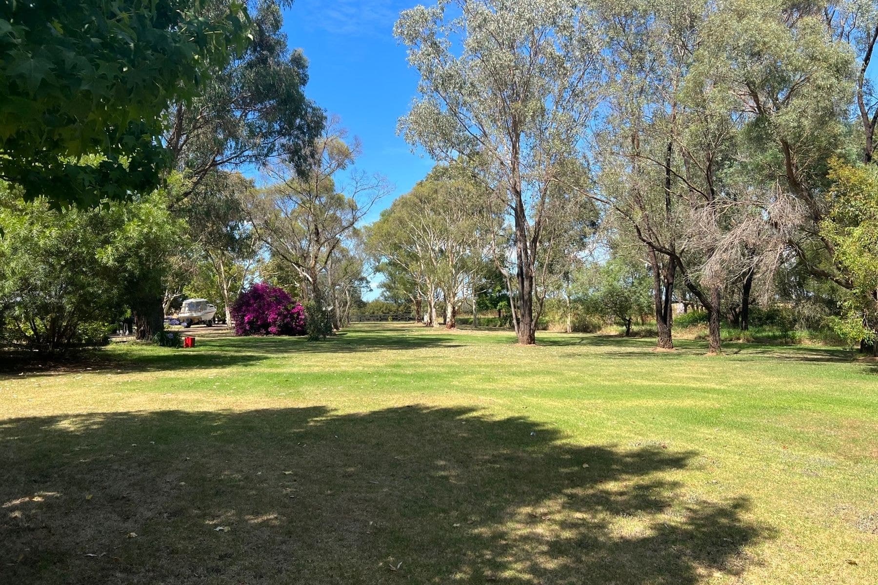 1/25 Racecourse Road, Bairnsdale VIC 3875, Bairnsdale - Thumbnail 2