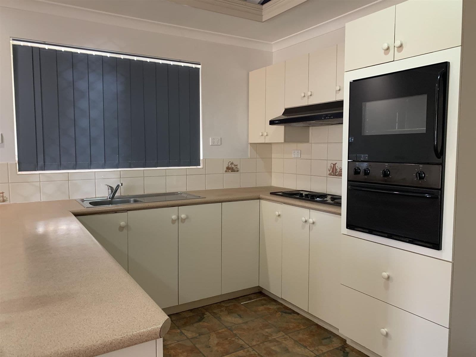 246A Egan Street, Kalgoorlie WA 6430, Kalgoorlie - Thumbnail 3