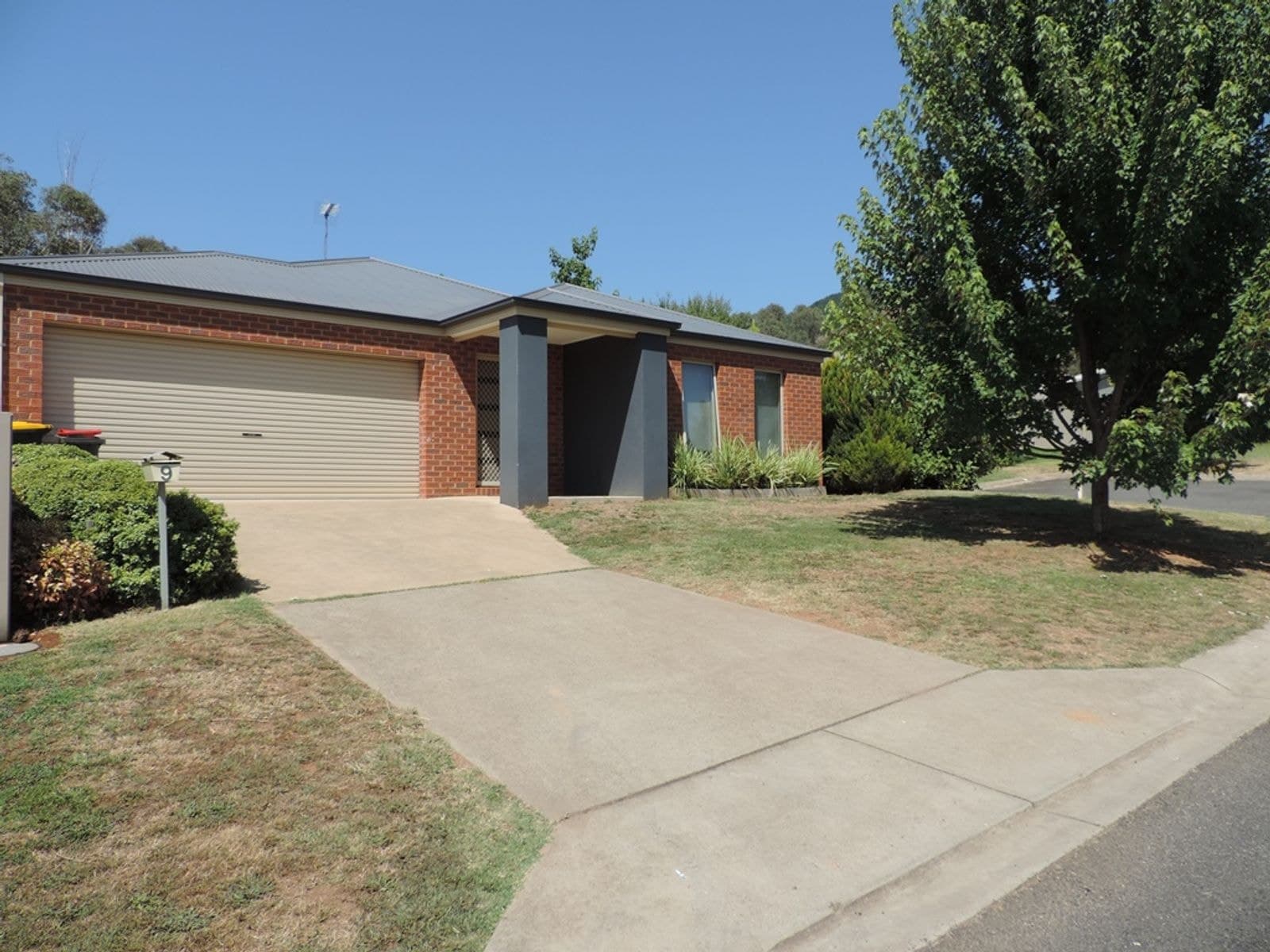 9 Three Peaks Rise, Bright VIC 3741, Bright - Image 1