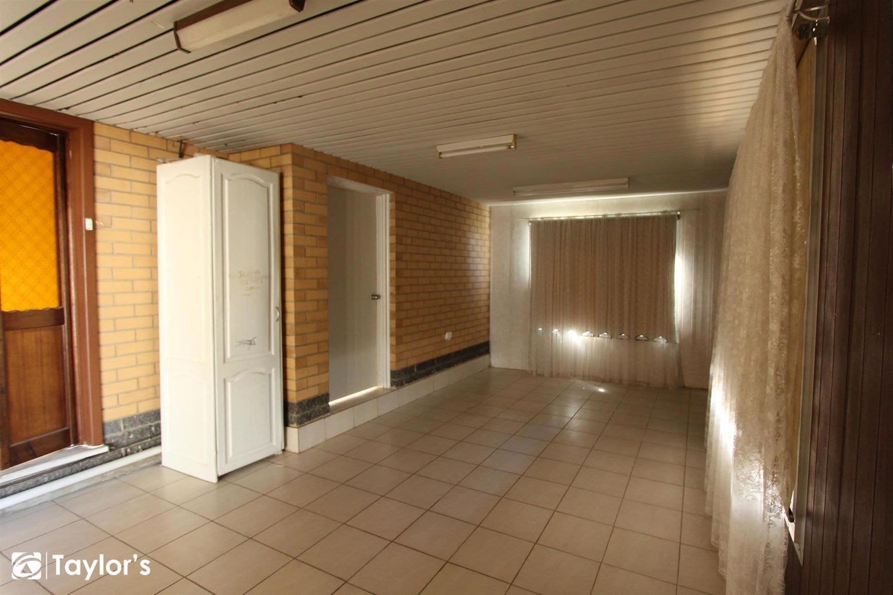 39 Hatherleigh Road, Parafield Gardens SA 5107, Parafield Gardens - Thumbnail 3