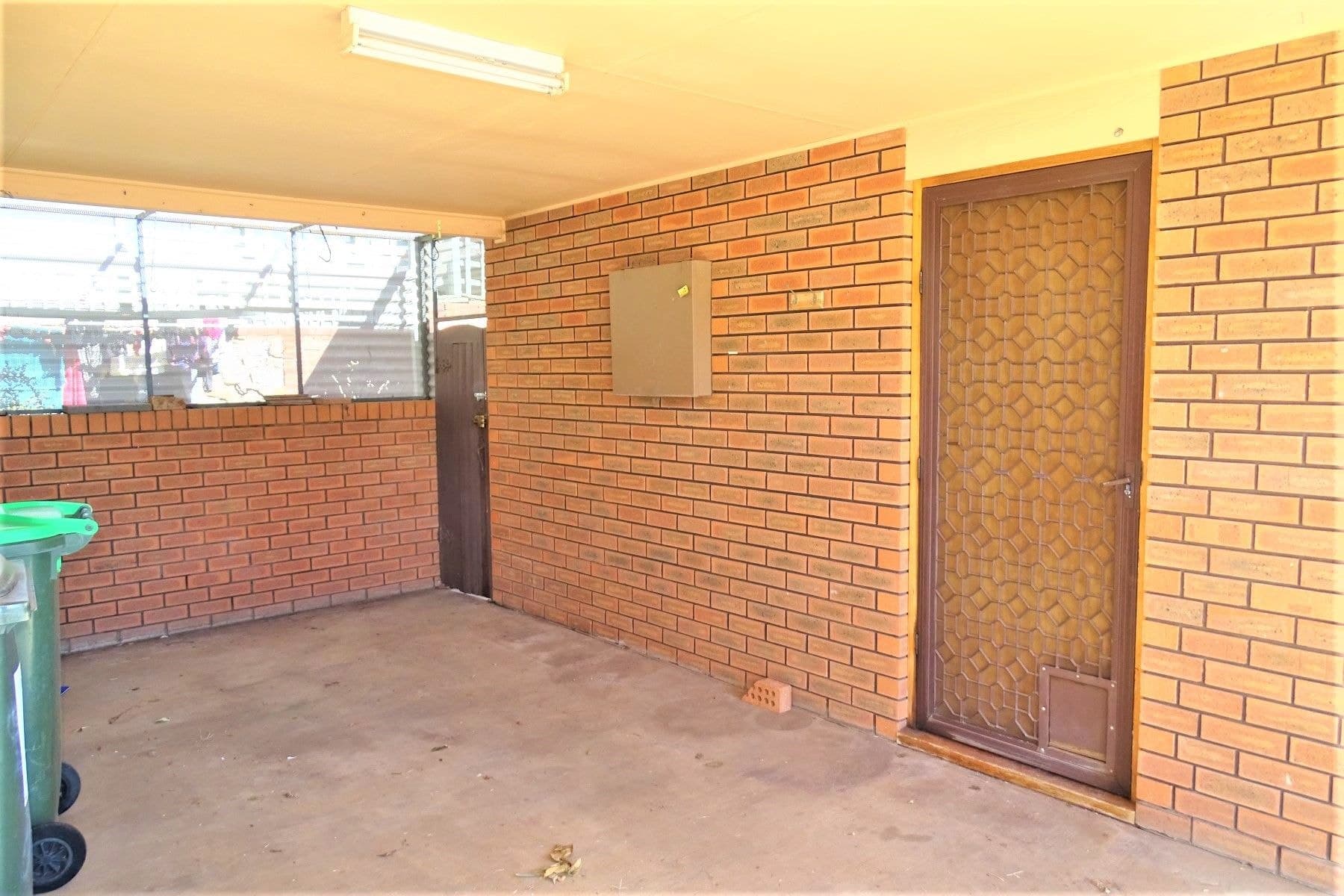 35 Garnet Street, Broken Hill NSW 2880, Broken Hill - Thumbnail 2