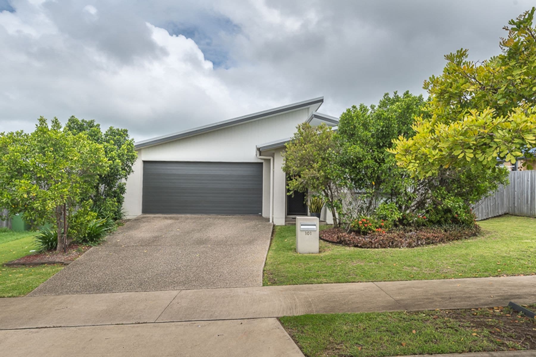 101 Oldmill Road, Beaconsfield QLD 4740, Beaconsfield - Image 1