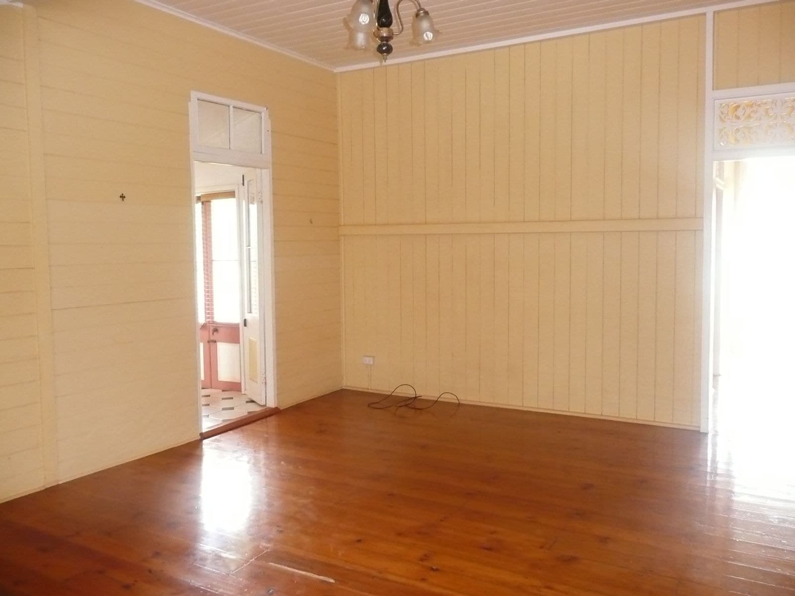 12 Queen Street, Childers QLD 4660, Childers - Thumbnail 8