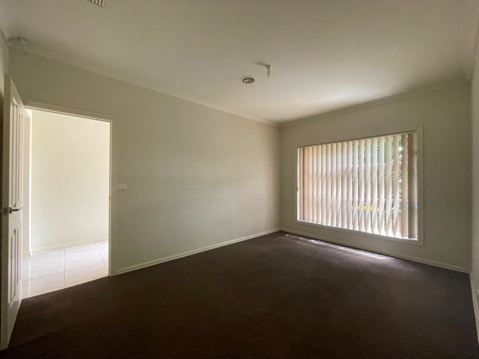 32 Tristania Drive, Point Cook VIC 3030, Point Cook - Thumbnail 2