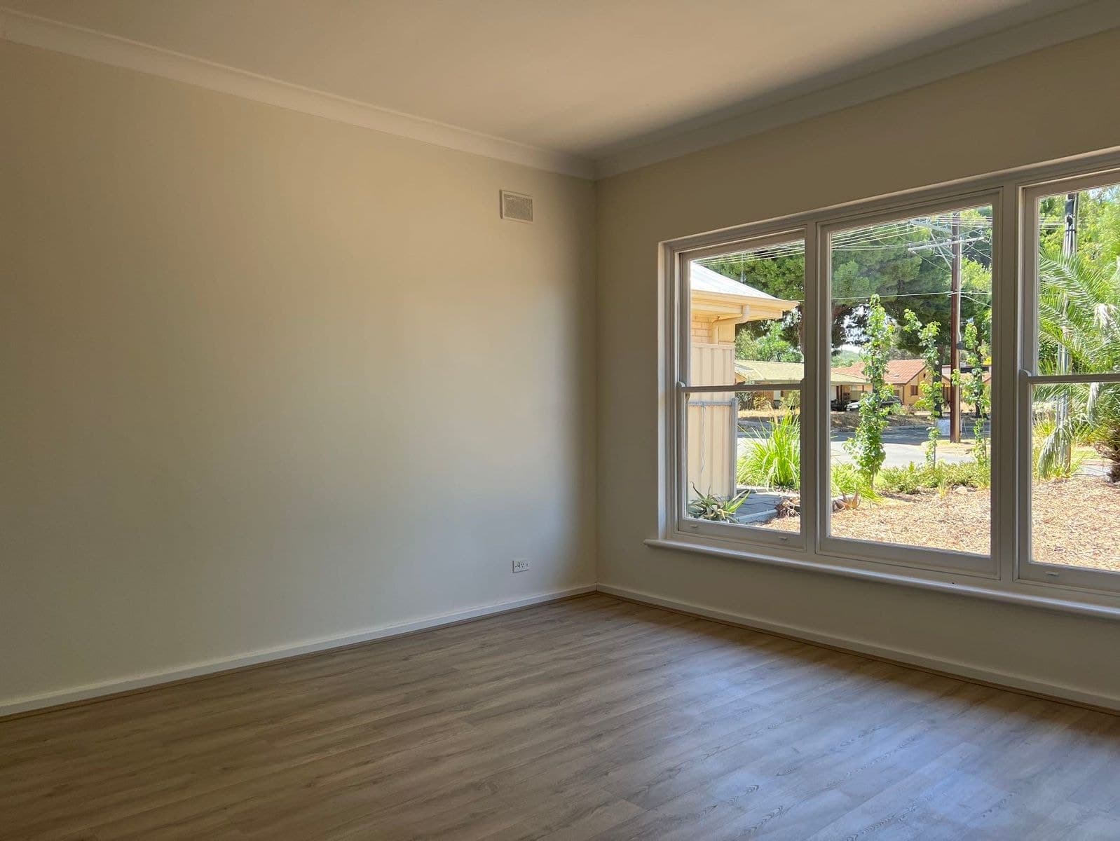 21 Iveleary Avenue, Salisbury East SA 5109, Salisbury East - Thumbnail 2
