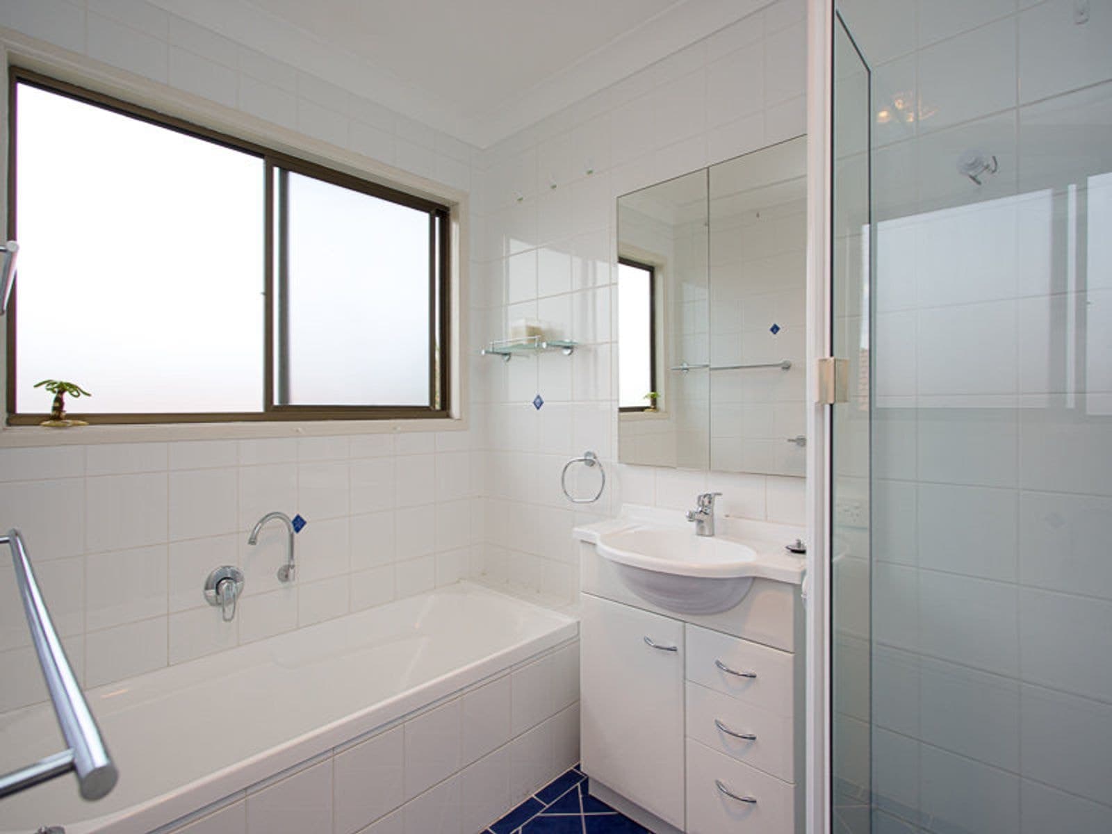 17 Pheasant Avenue, Banksia Beach QLD 4507, Banksia Beach - Thumbnail 2