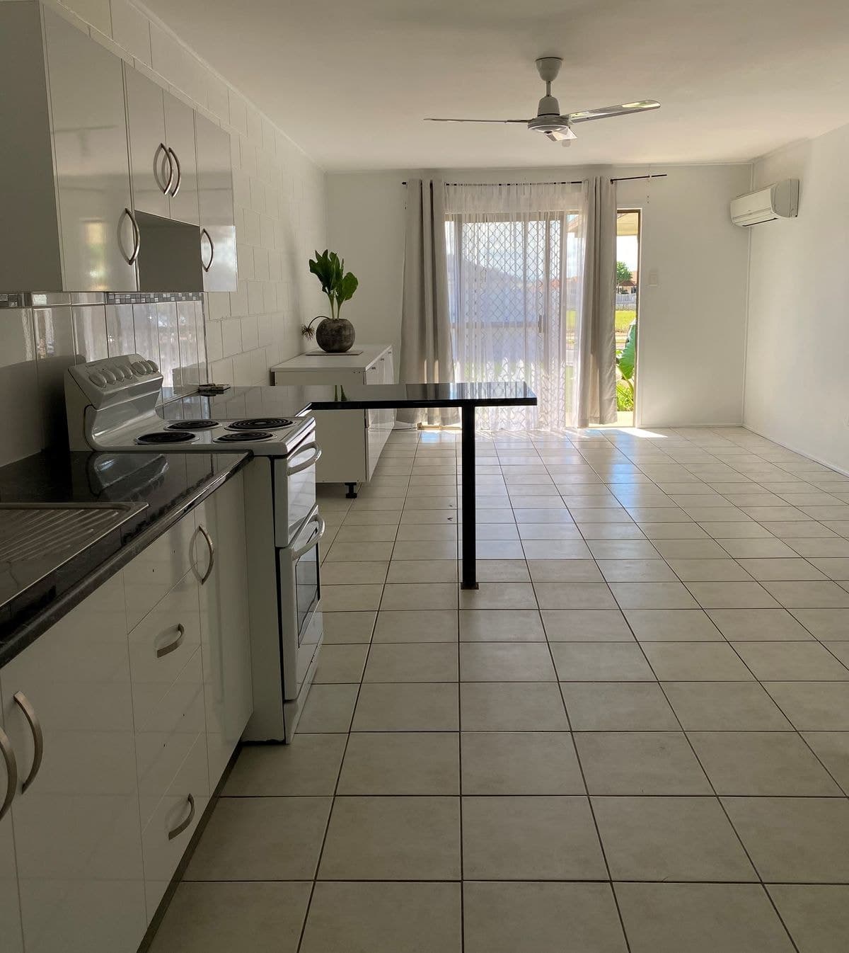 2/58 Norris Road, North Mackay QLD 4740, North Mackay - Thumbnail 3