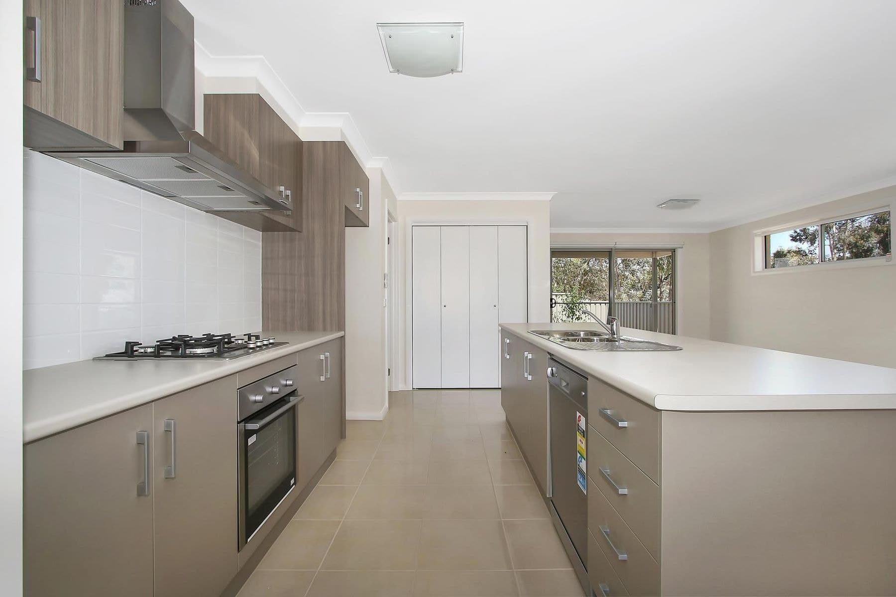 16 Verbena Street, Baranduda VIC 3691, Baranduda - Thumbnail 3