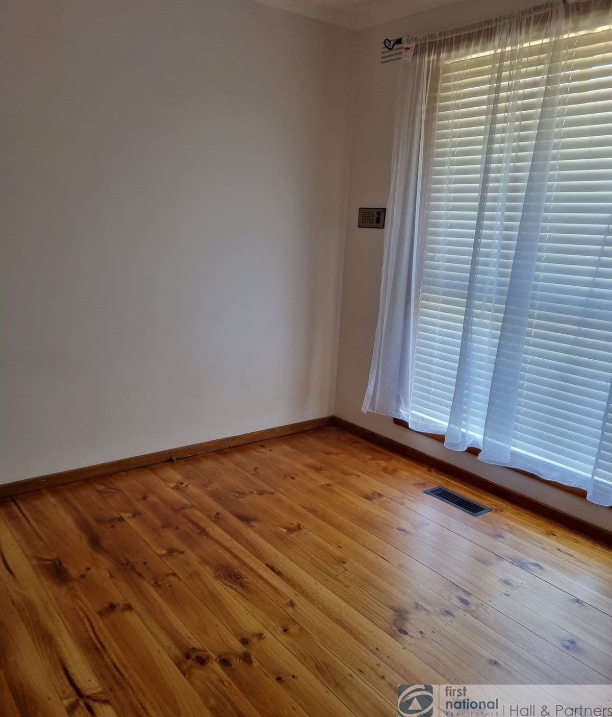 5 Admirala Avenue, Dandenong North VIC 3175, Dandenong North - Thumbnail 3