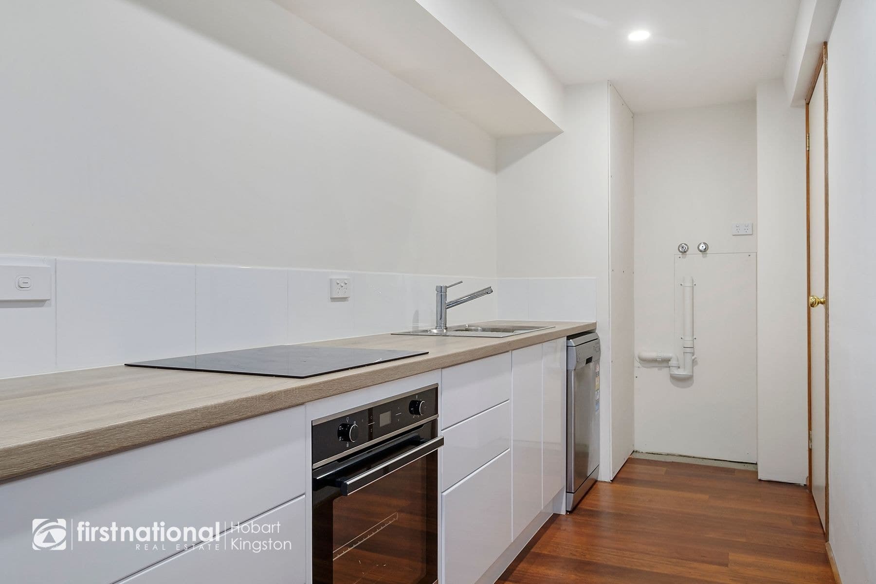 4B Amberley Court, Blackmans Bay TAS 7052, Blackmans Bay - Thumbnail 3