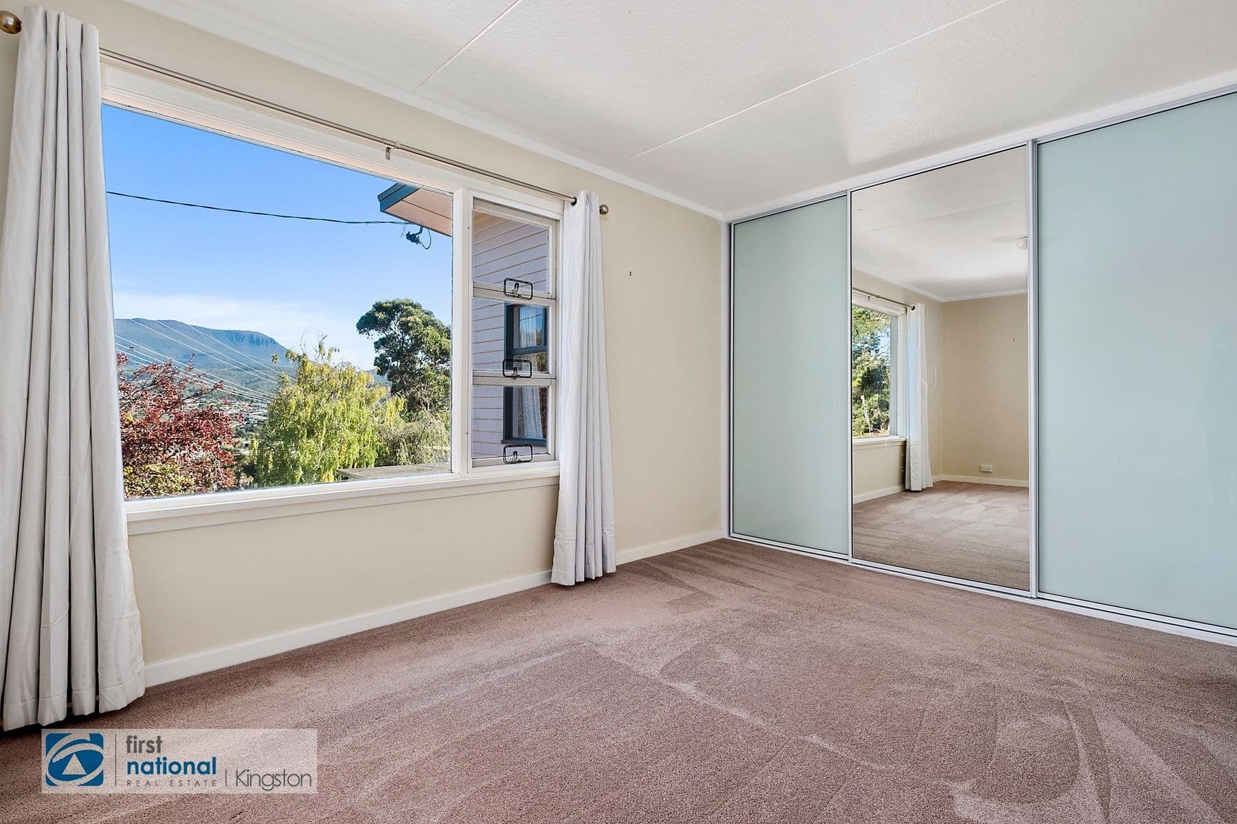 1/32 Hutchins Street, Kingston TAS 7050, Kingston Beach - Thumbnail 7