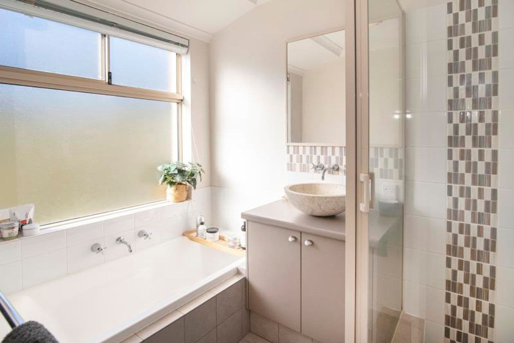 4 Tamarix Crescent, Margaret River WA 6285, Margaret River - Thumbnail 7
