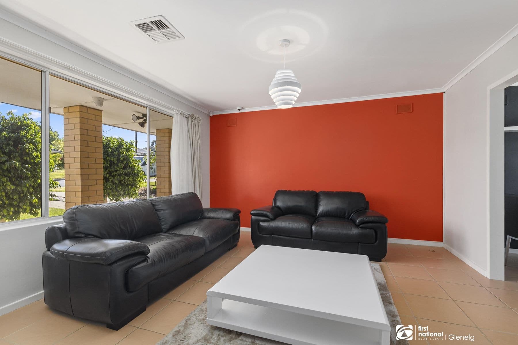 4 Kimberly Way, Happy Valley SA 5159, Happy Valley - Thumbnail 2