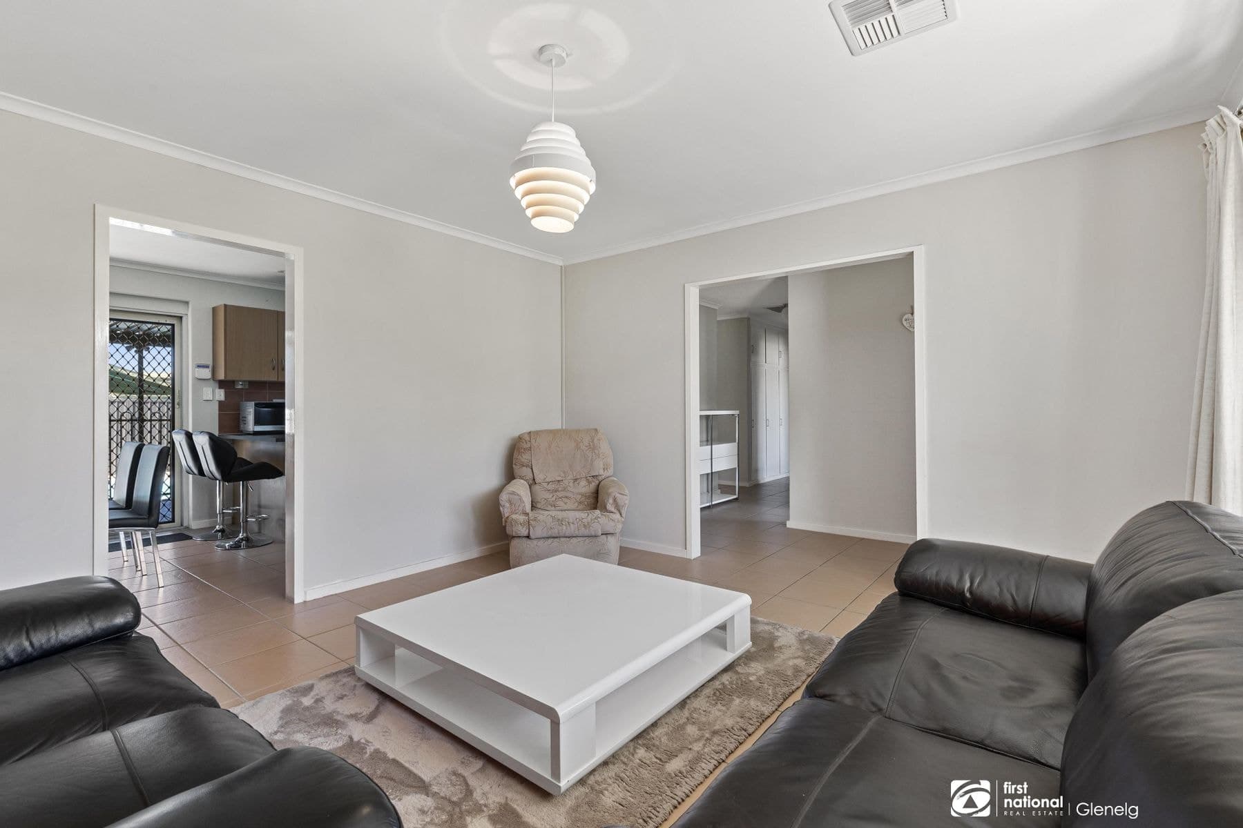4 Kimberly Way, Happy Valley SA 5159, Happy Valley - Thumbnail 3