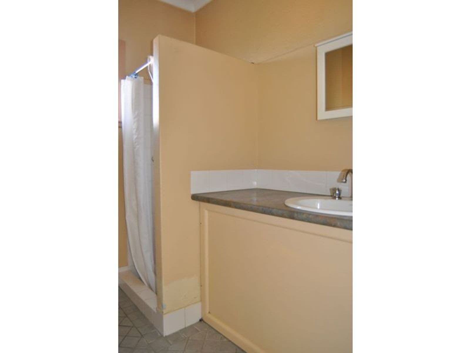 1/5 Gladstone Street, Bathurst NSW 2795, Bathurst - Thumbnail 4