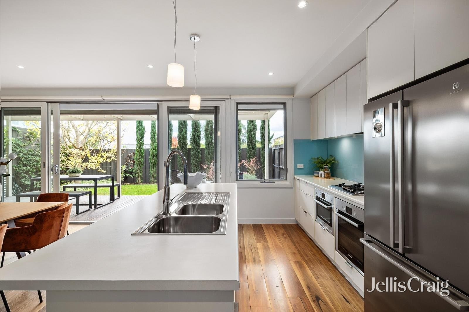 2/37 Barton Street, Surrey Hills, Surrey Hills - Thumbnail 6