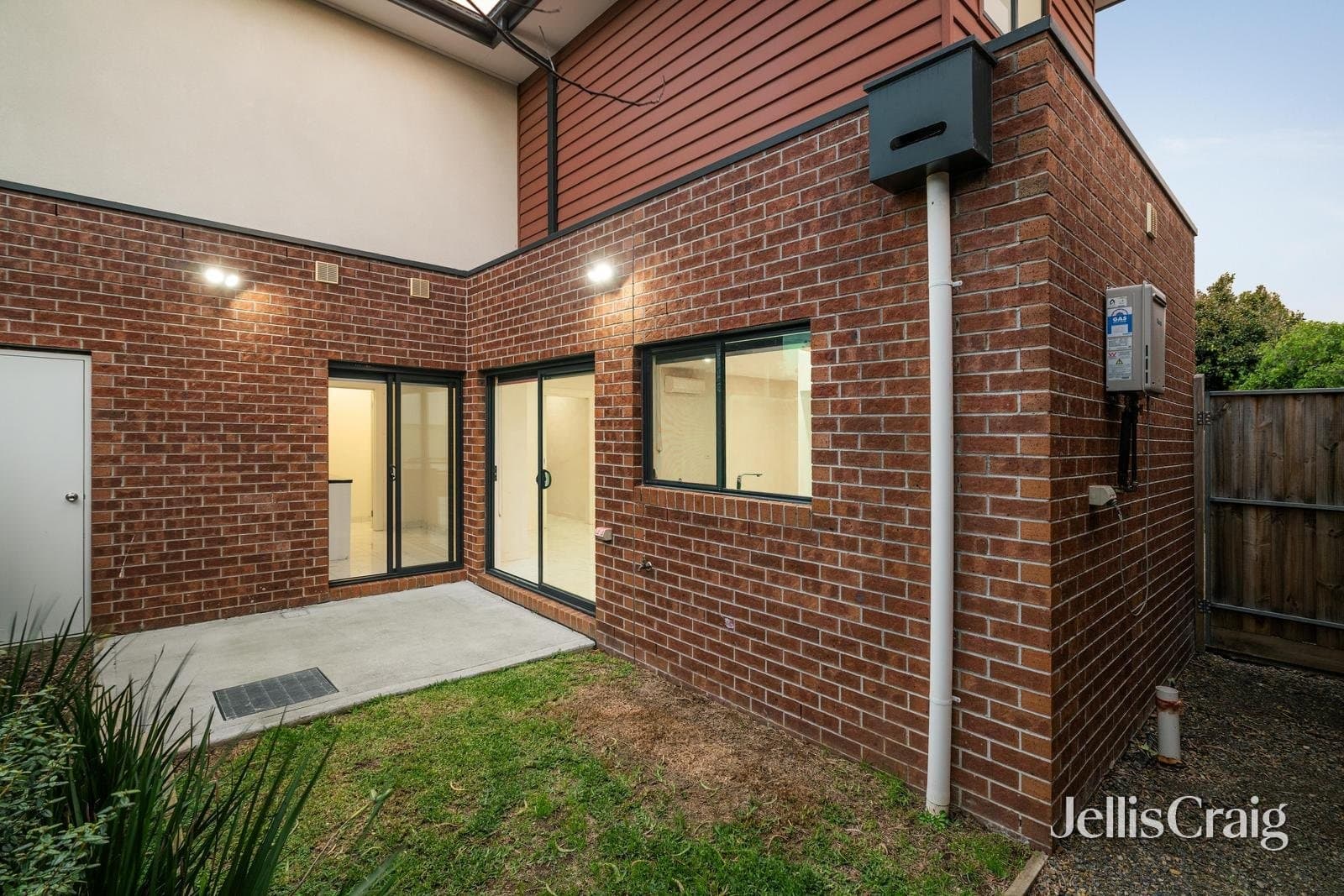 1/7 Poplar Crescent, Bellfield, Bellfield - Image 1