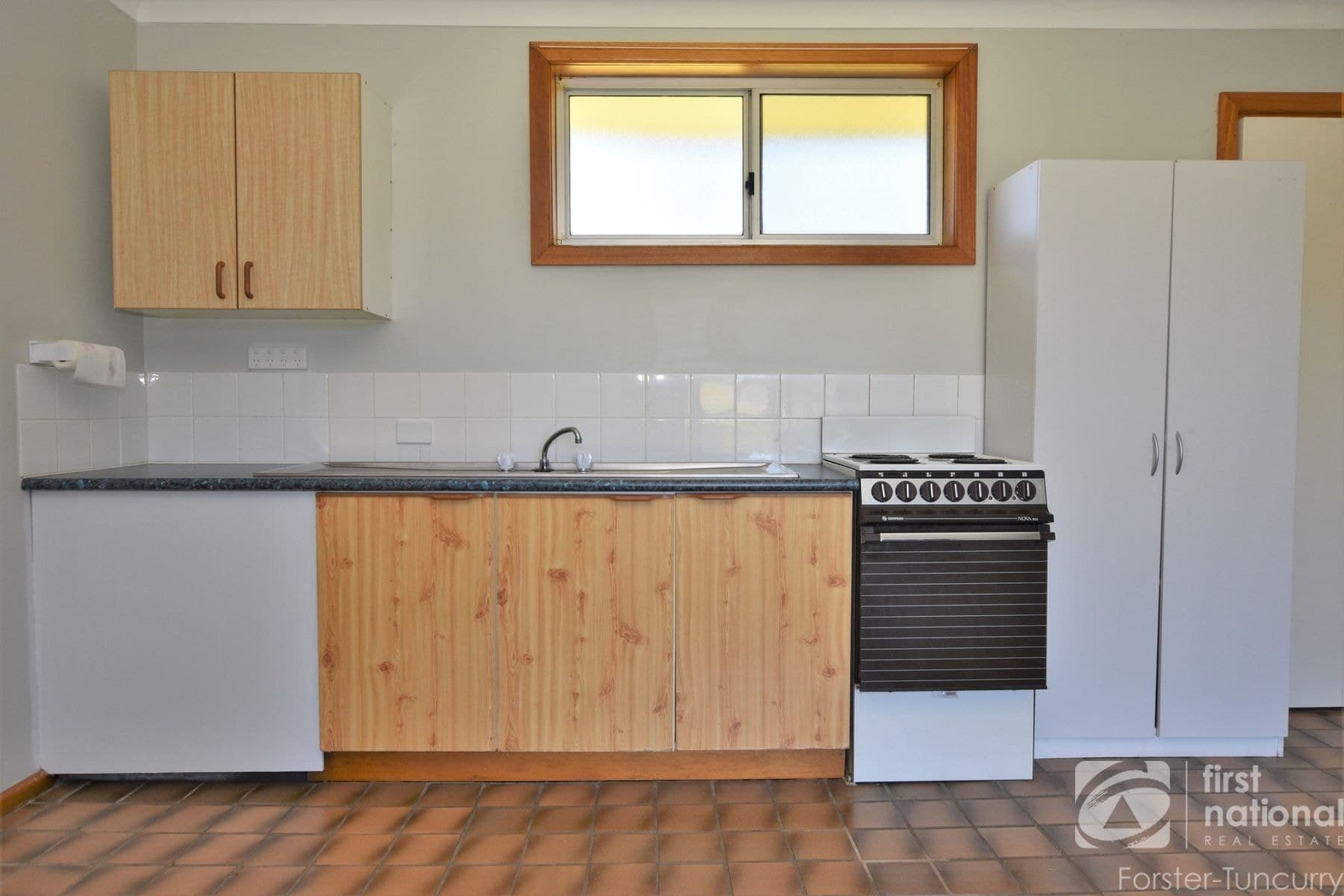 3/2 Recreation Lane, Tuncurry NSW 2428, Tuncurry - Thumbnail 4
