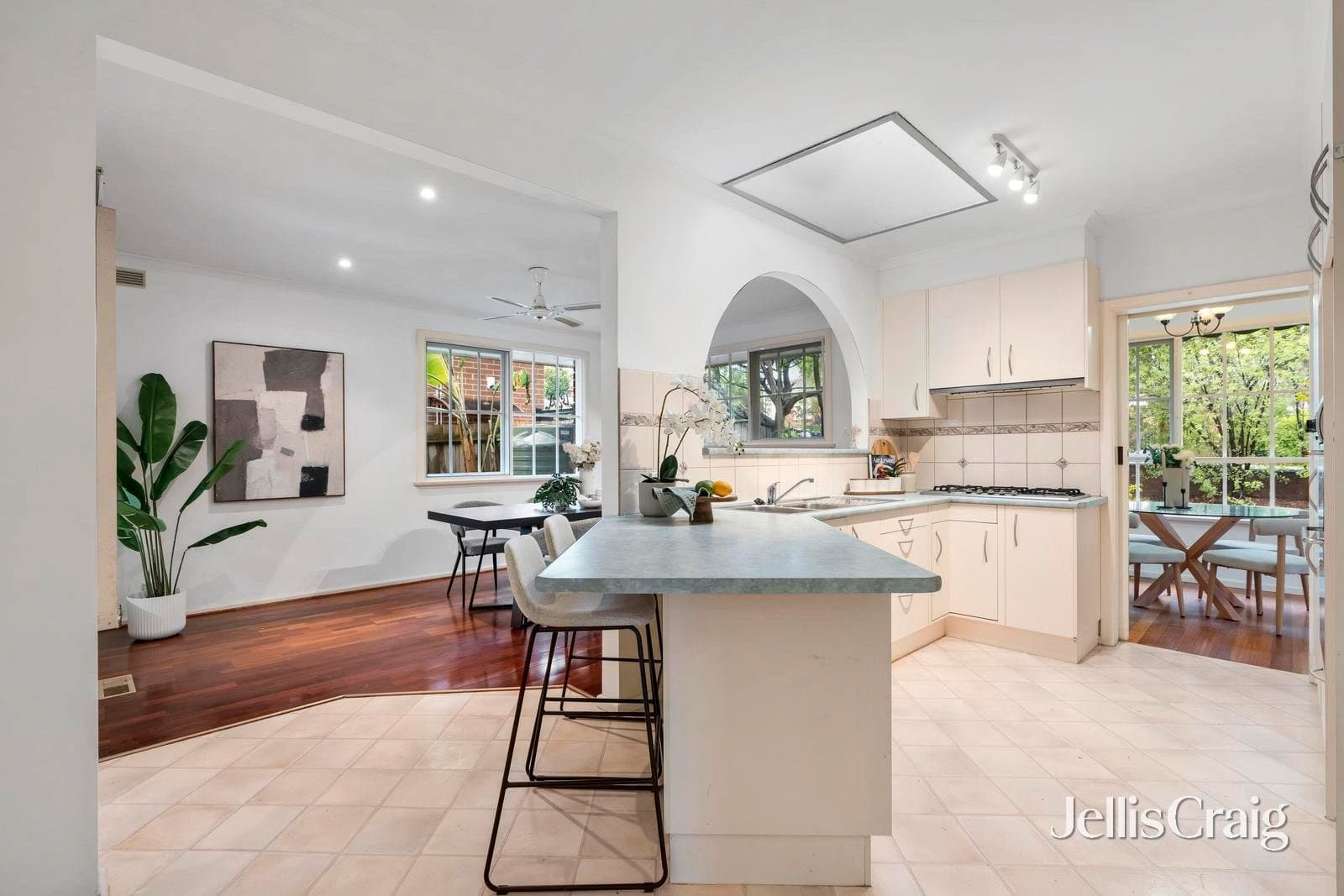 119 Whites Lane, Glen Waverley, Glen Waverley - Thumbnail 6