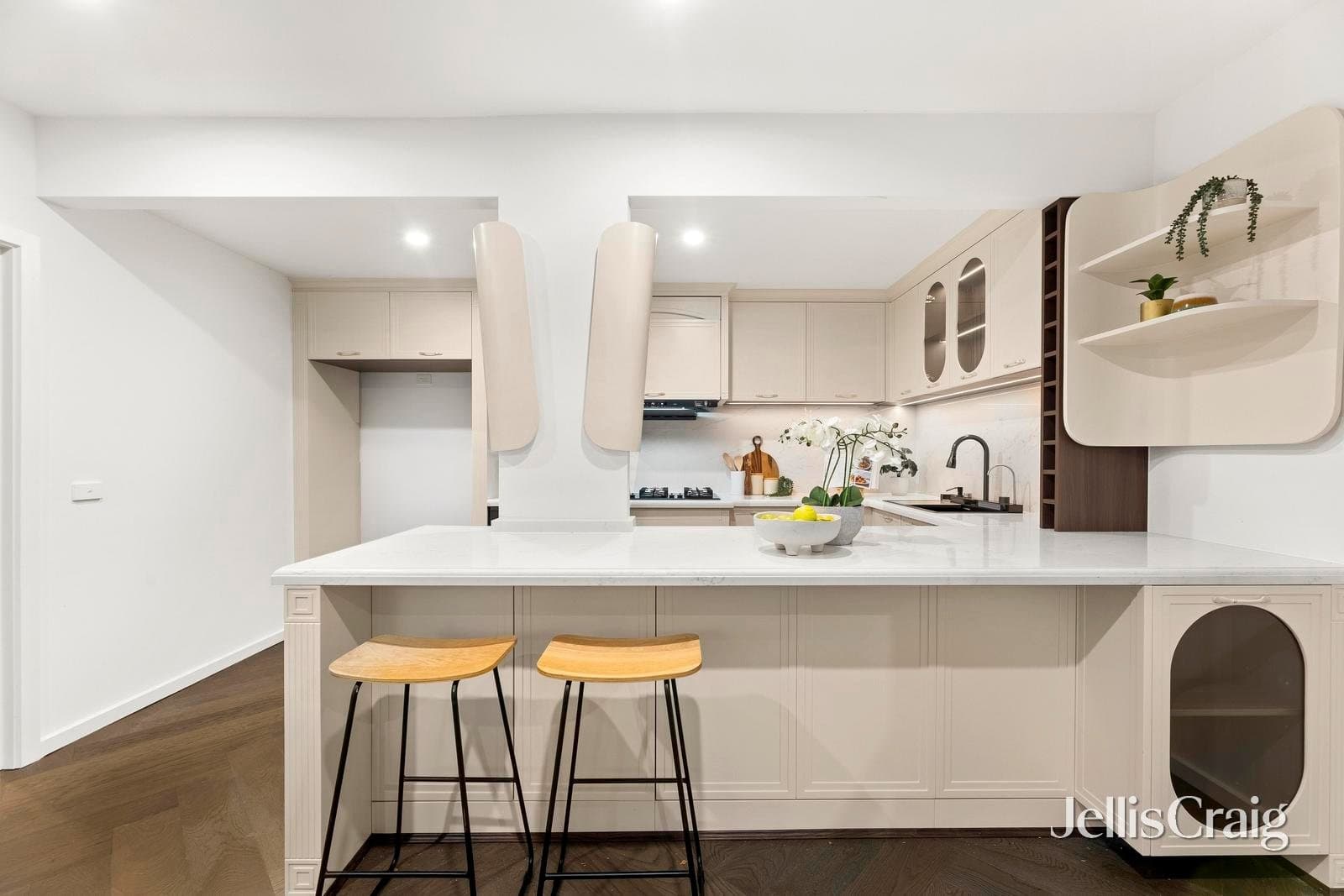28 Falconer Street, Glen Waverley, Glen Waverley - Thumbnail 7