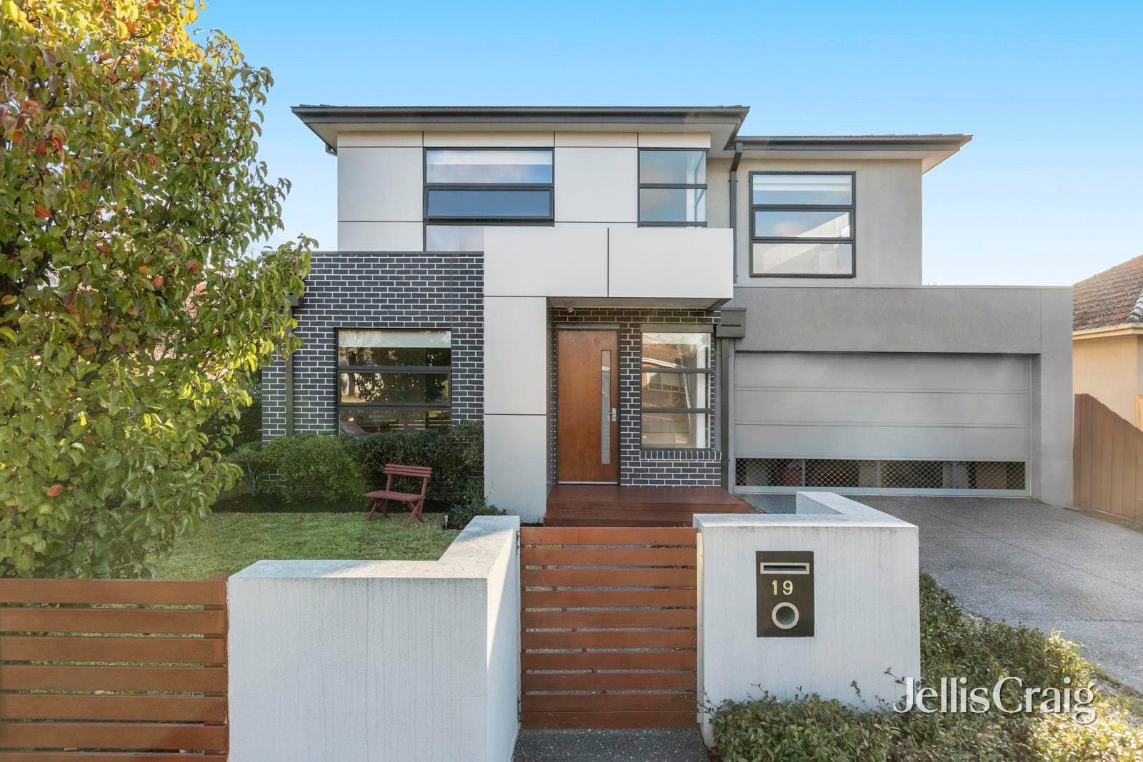 19 Moylan Street, Bentleigh East, Bentleigh East - Thumbnail 2