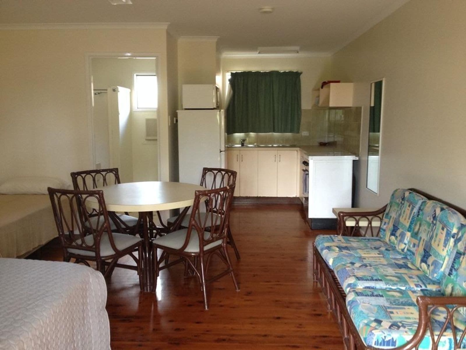 19/5 Bridge Road, East Mackay QLD 4740, East Mackay - Thumbnail 2