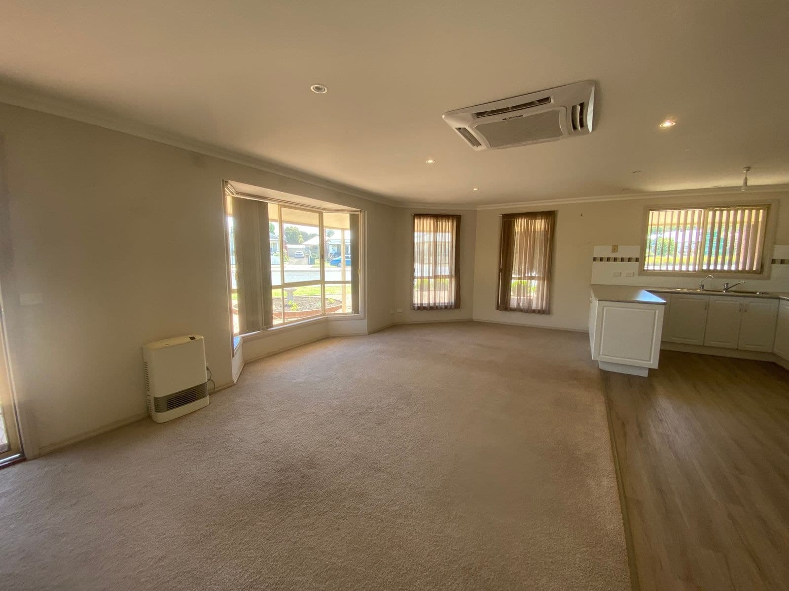 1/9 Derby Road, Maryborough VIC 3465, Maryborough - Thumbnail 3