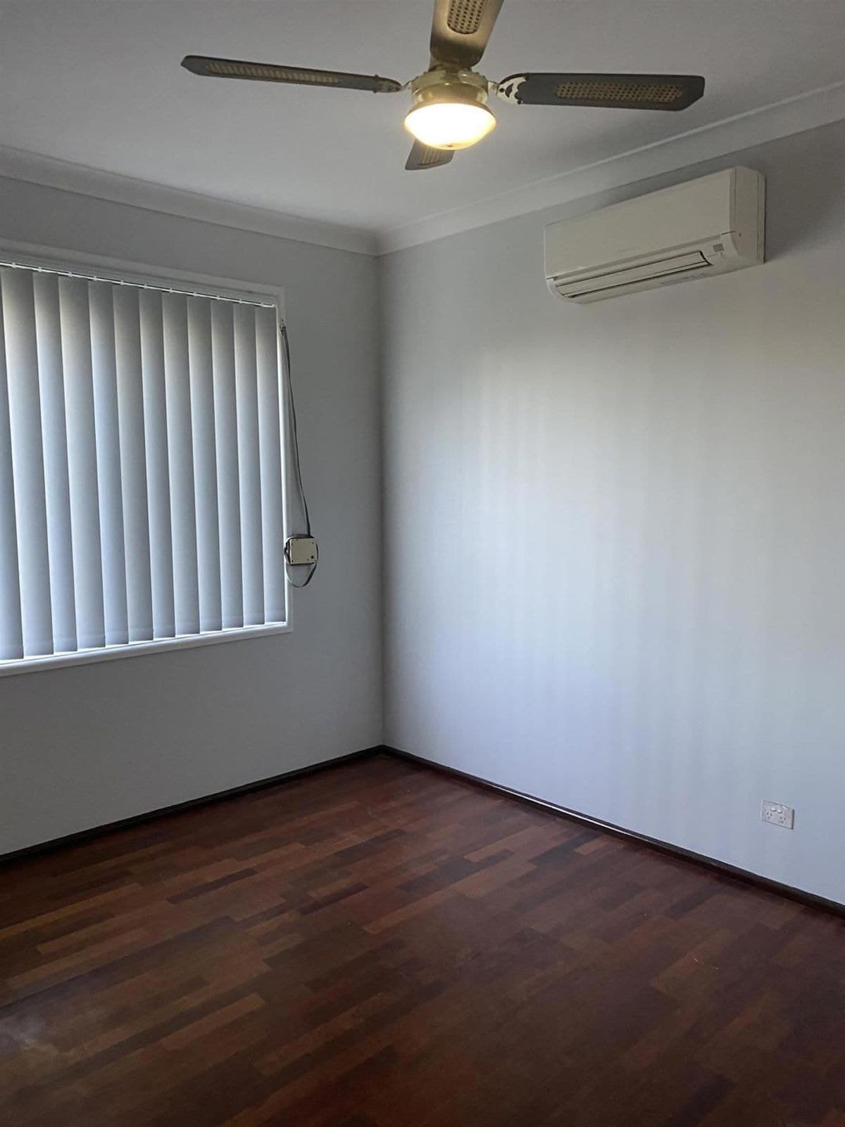 1 Katrina Street, Seven Hills NSW 2147, Seven Hills - Thumbnail 4