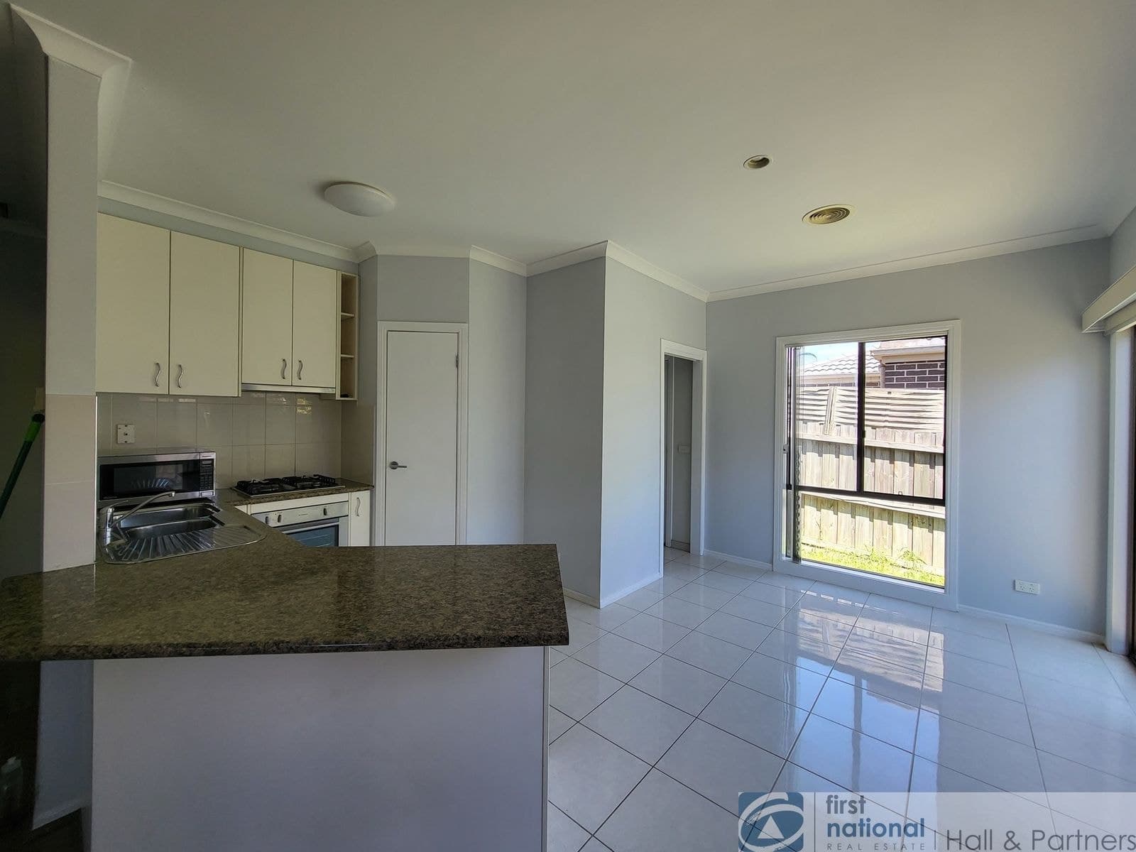 5/2-4 Jolly Street, Dandenong VIC 3175, Dandenong - Thumbnail 2