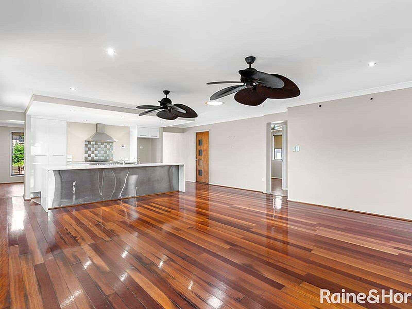 1 Cinnamon Drive, Glenvale QLD 4350, Glenvale - Thumbnail 3