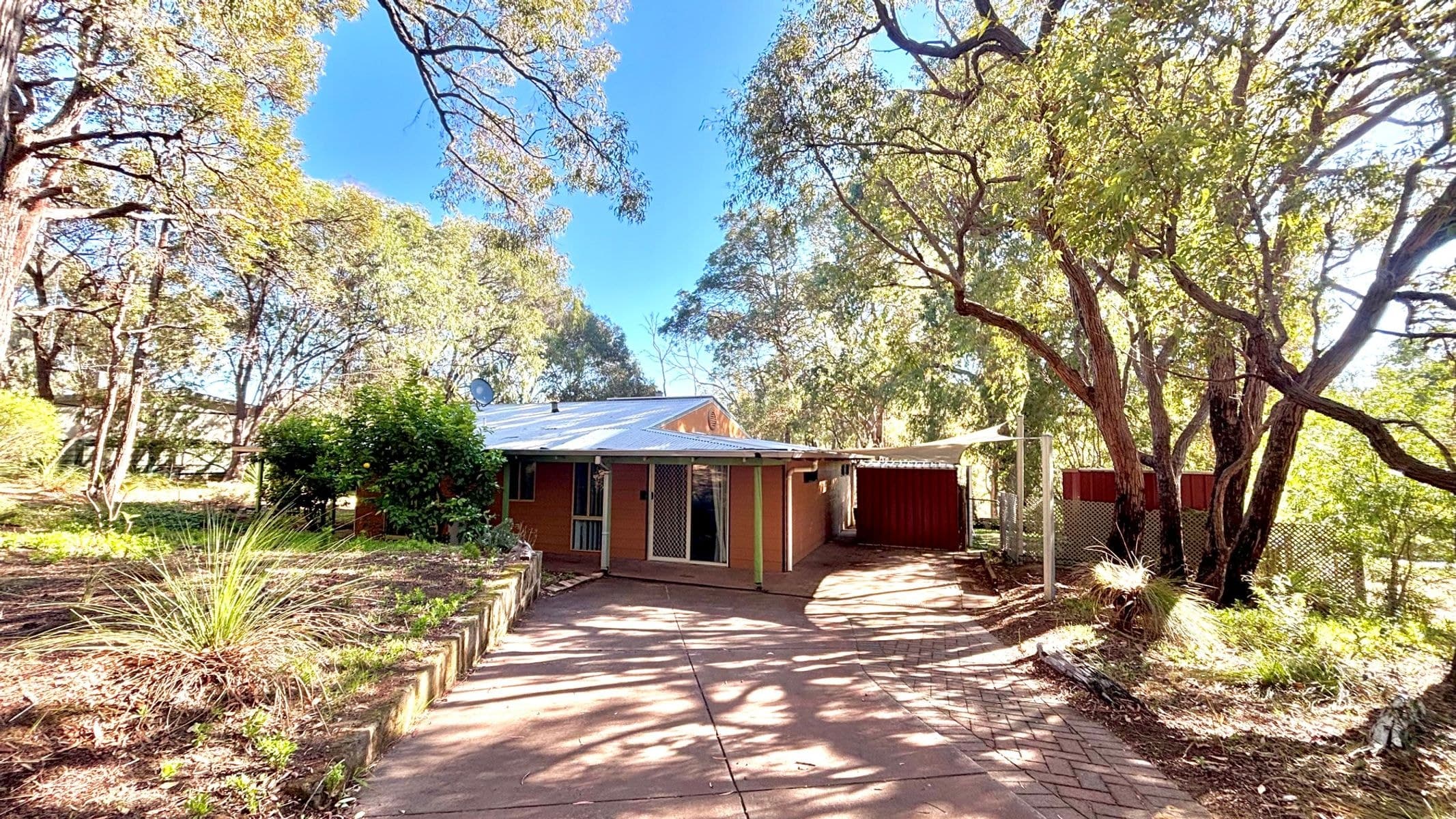 46 Russell Drive, Waroona WA 6215, Waroona - Thumbnail 2