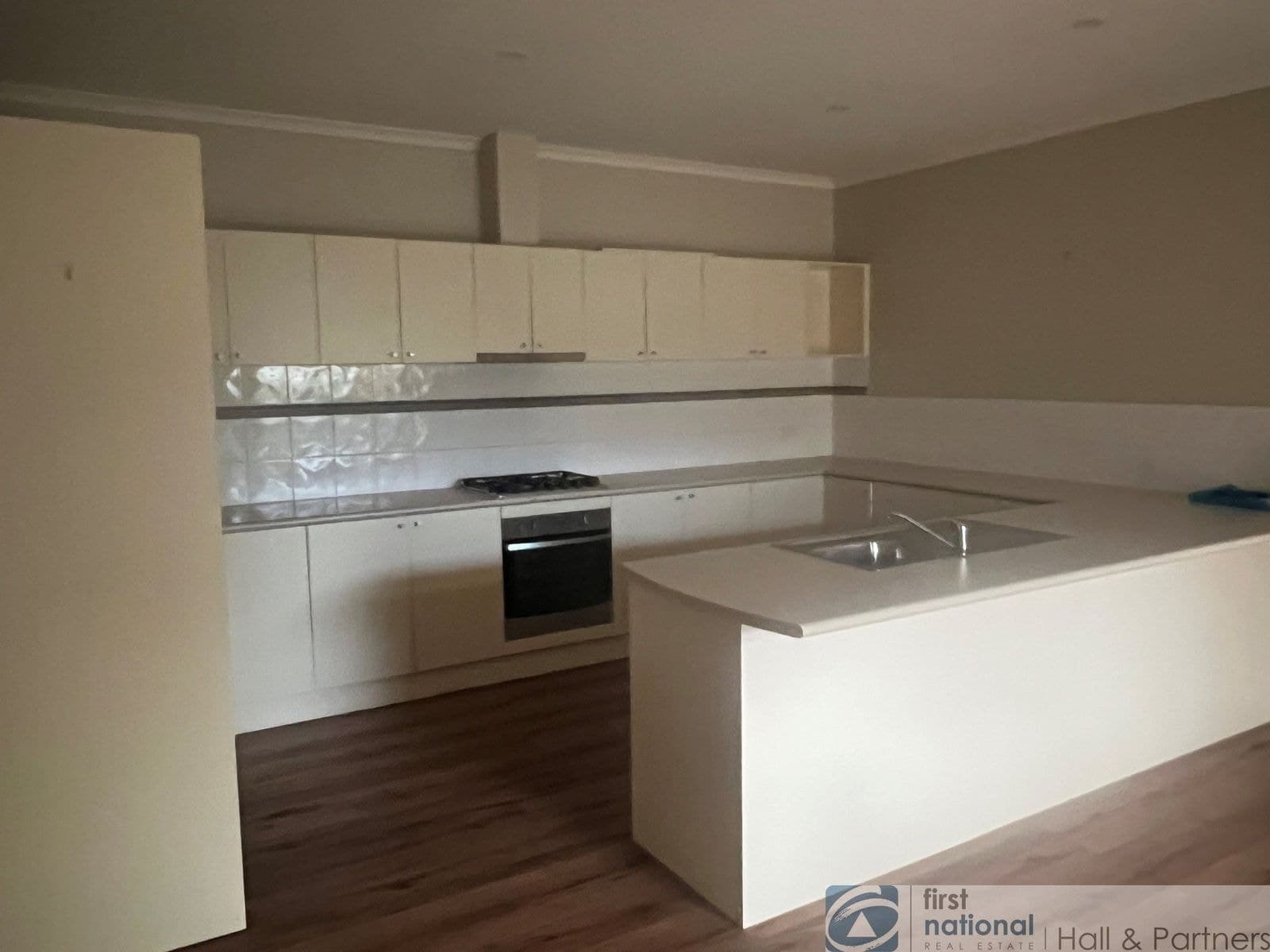 8/22-25 Main Street, Narre Warren North VIC 3804, Narre Warren North - Thumbnail 2