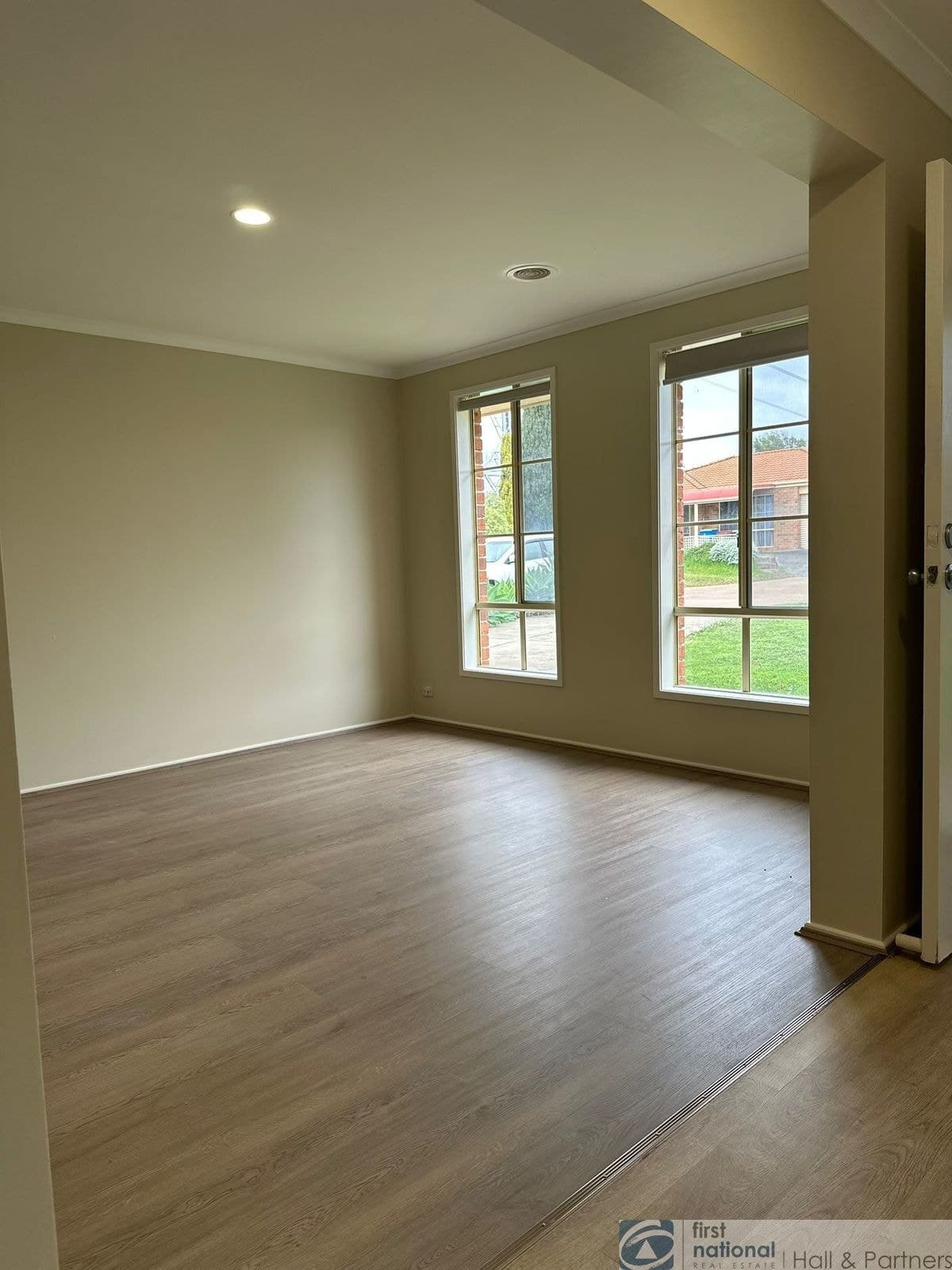 12 Furze Court, Cranbourne West VIC 3977, Cranbourne West - Thumbnail 4
