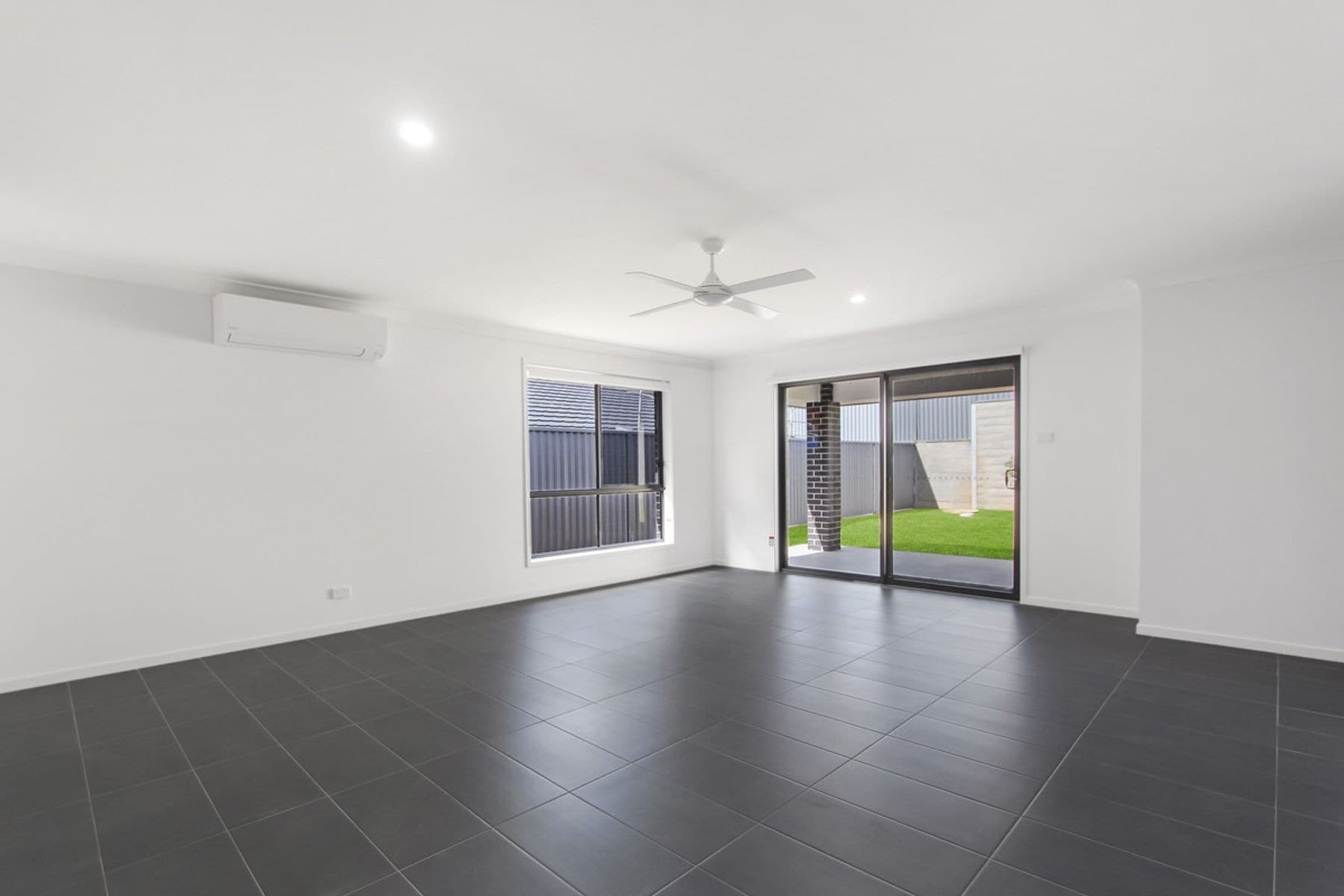 3 Persimmon Parkway, Port Macquarie NSW 2444, Port Macquarie - Thumbnail 2