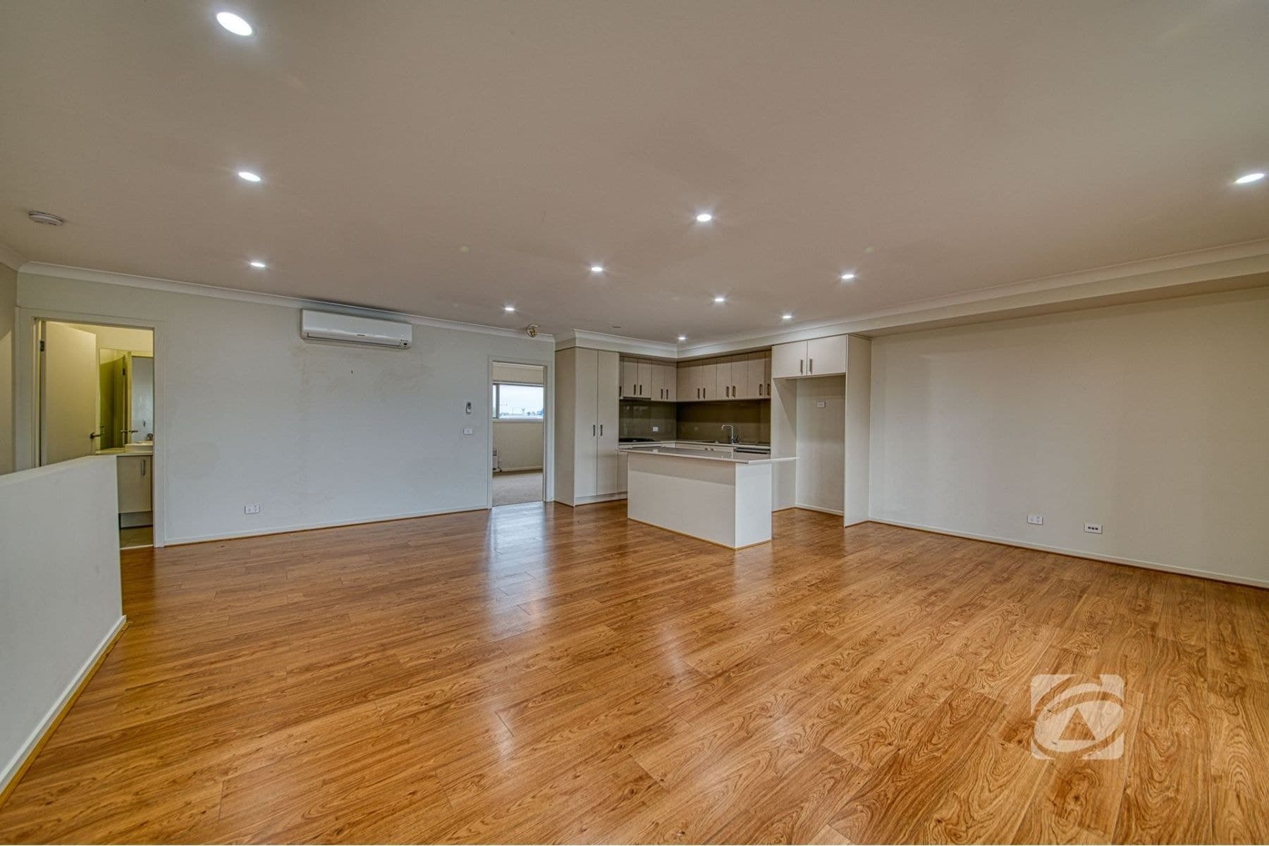 10 Ezra Crescent, Officer VIC 3809, Officer - Thumbnail 6