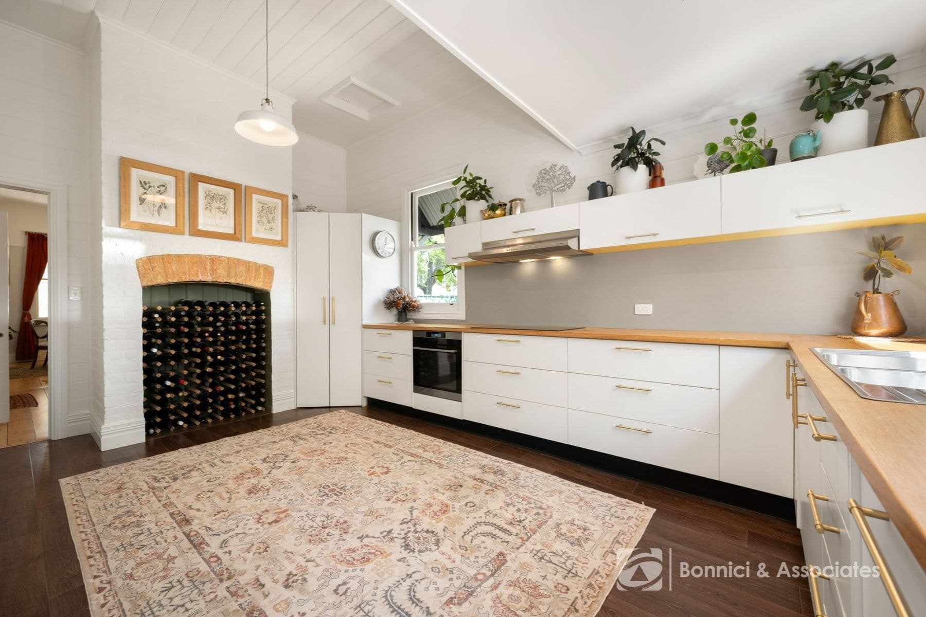 21 Loch Street, Beechworth VIC 3747, Beechworth - Thumbnail 4