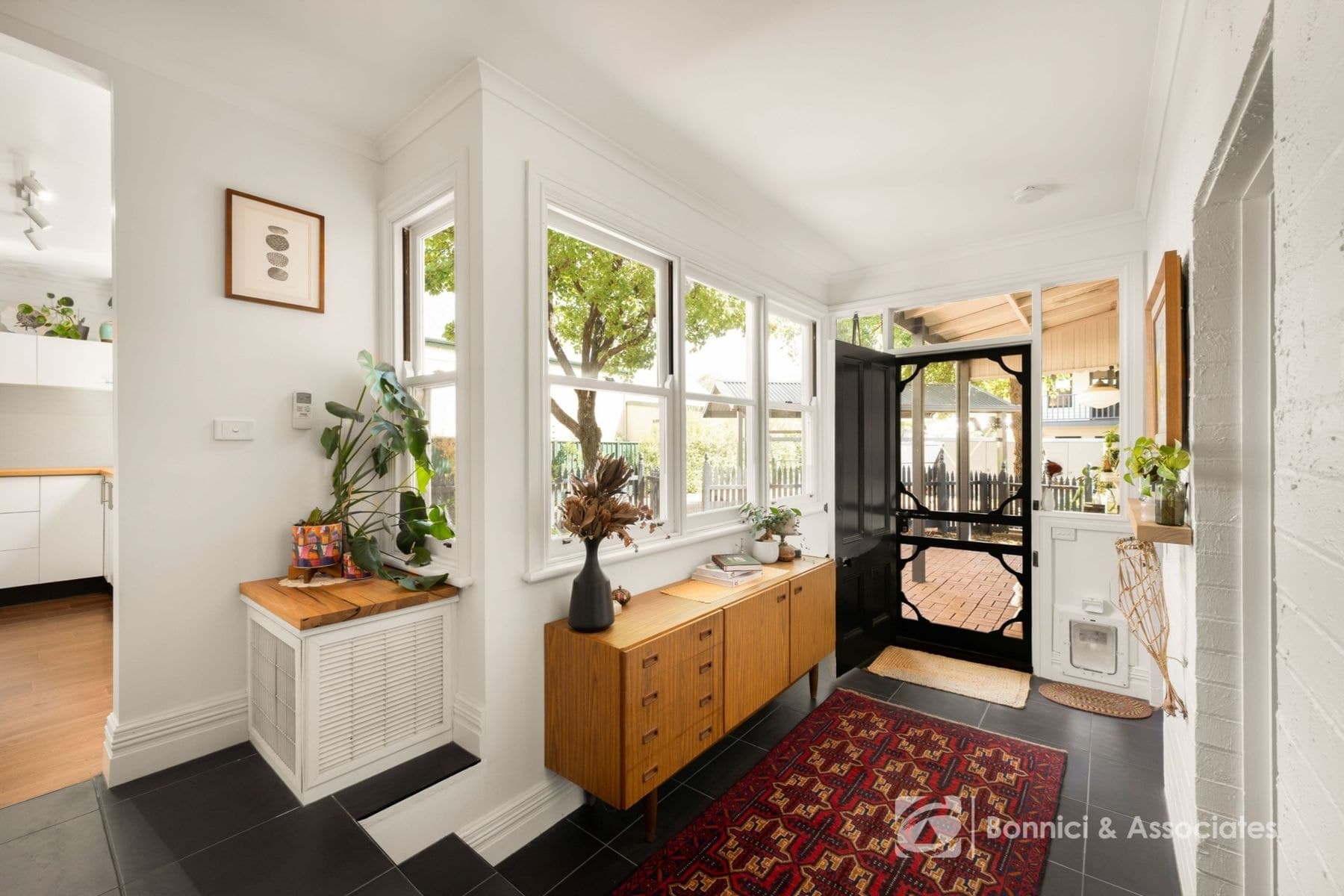 21 Loch Street, Beechworth VIC 3747, Beechworth - Thumbnail 6