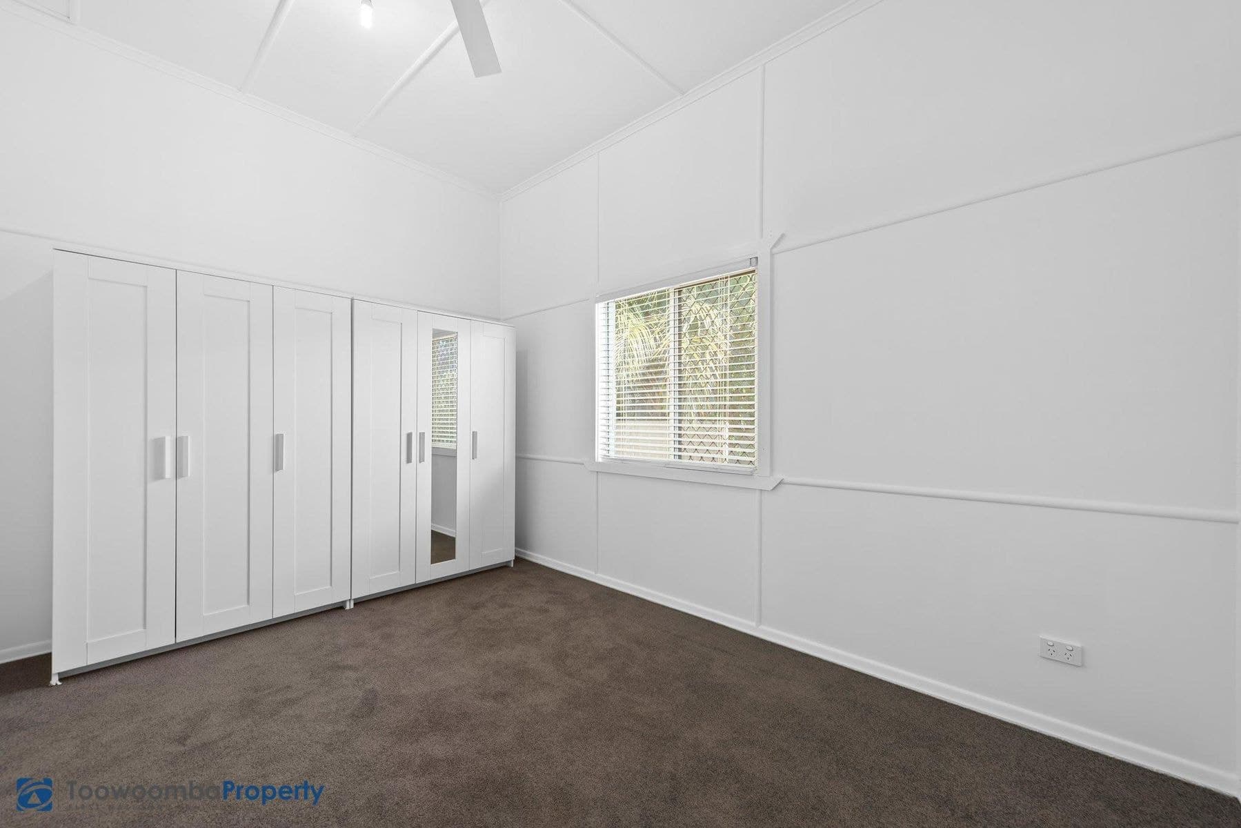 126 Stuart Street, Mount Lofty QLD 4350, Mount Lofty - Thumbnail 6