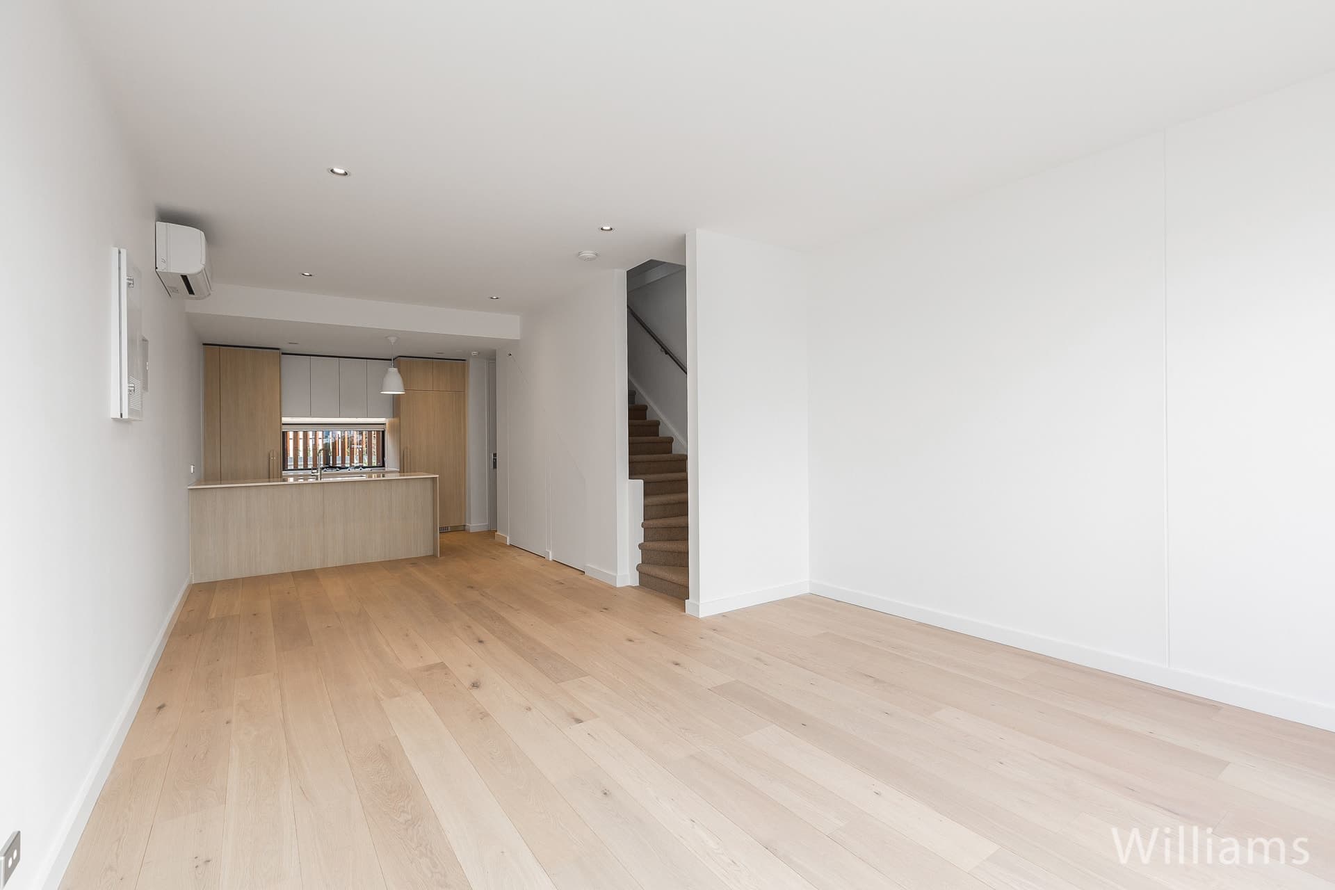 125/6 Paine Street, Newport - Thumbnail 3