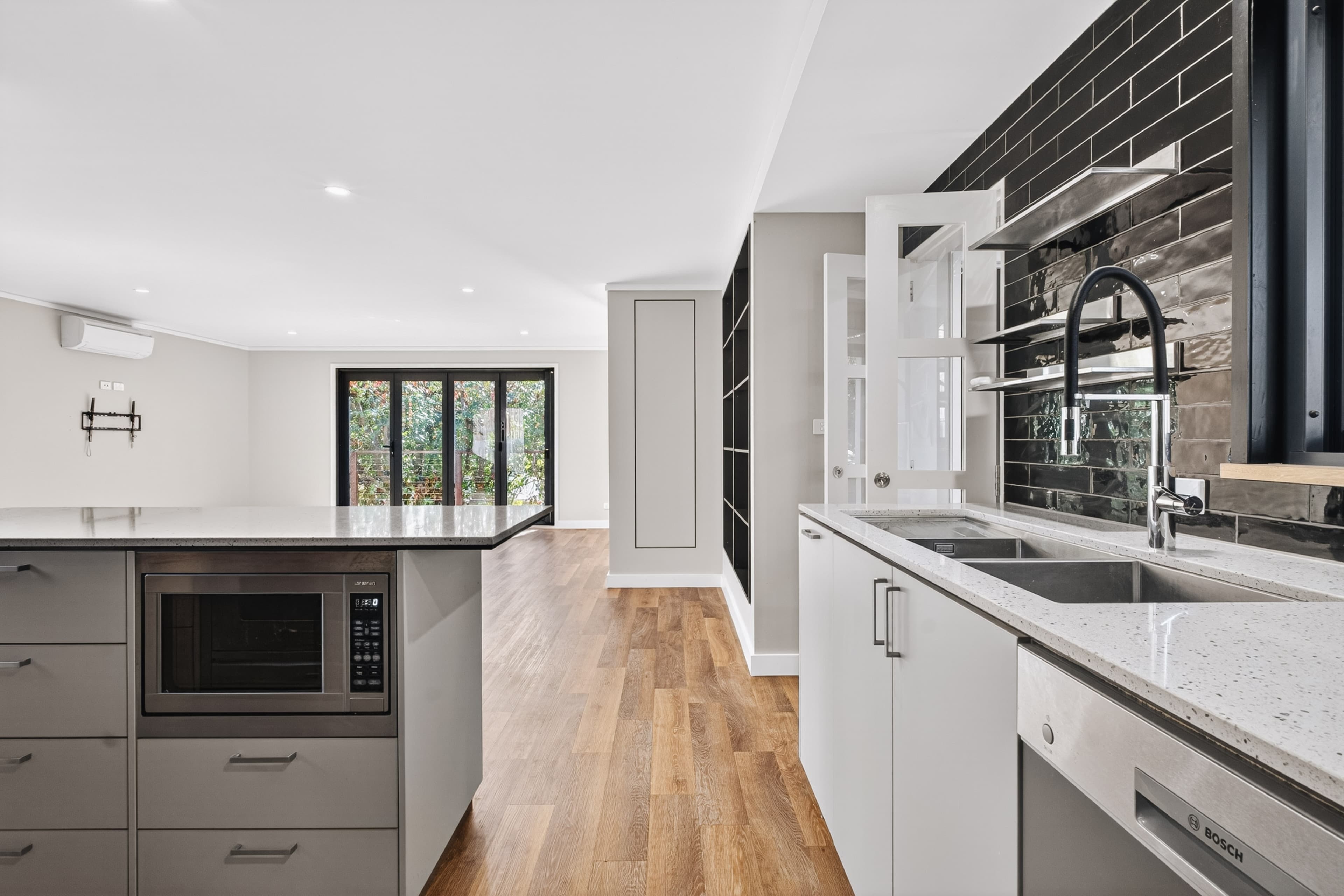 18 Collings Street, Pearce ACT 2607, Pearce - Thumbnail 7