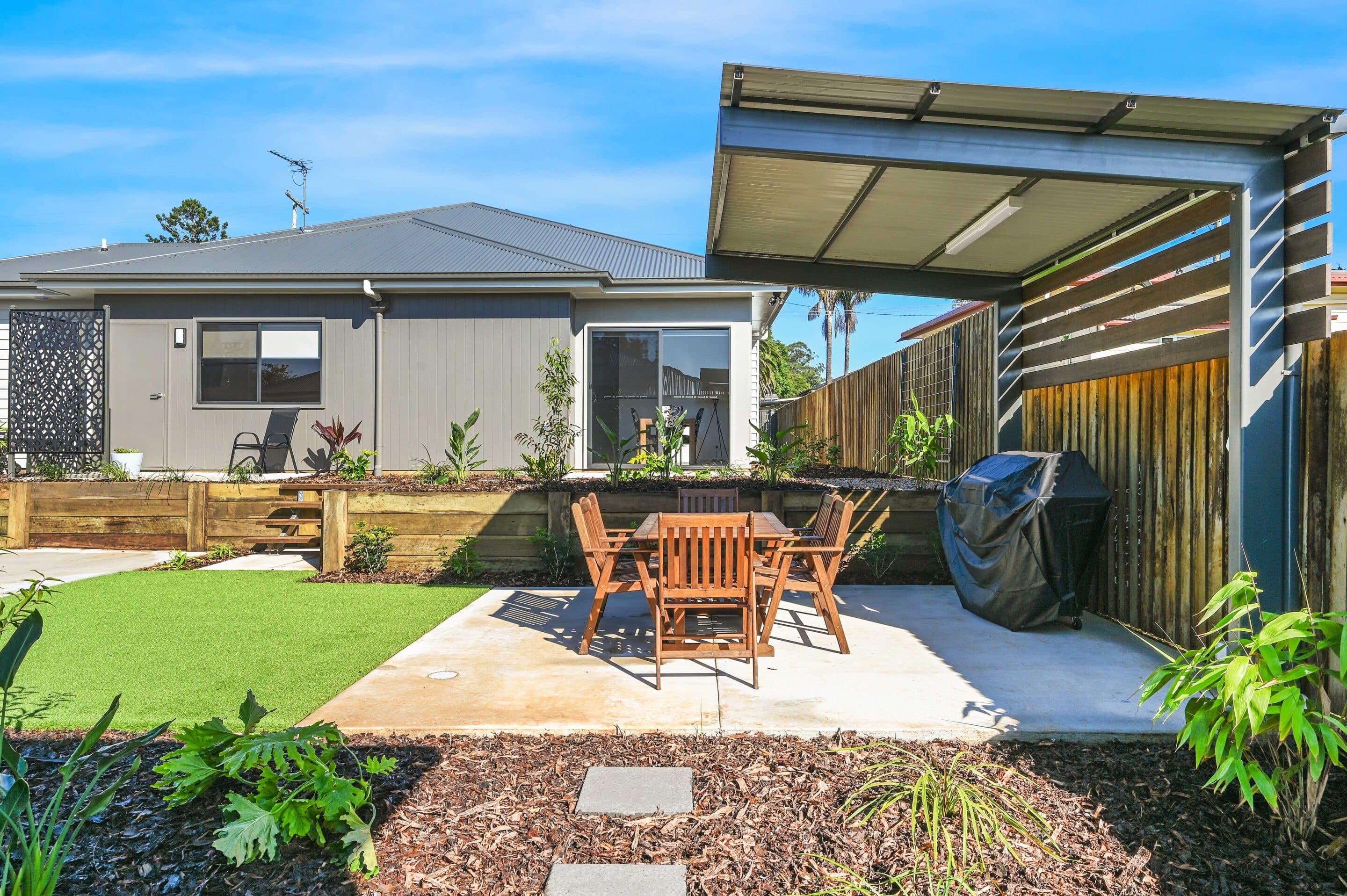1/18 Whichello St, NEWTOWN, QLD 4350, Newtown - Thumbnail 2