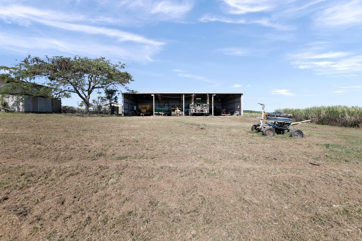 44 Gladys Road, Dumbleton QLD 4740, Dumbleton - Thumbnail 2