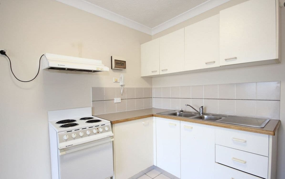 28/63 Queen Street, Southport, QLD 4215, Southport - Thumbnail 3